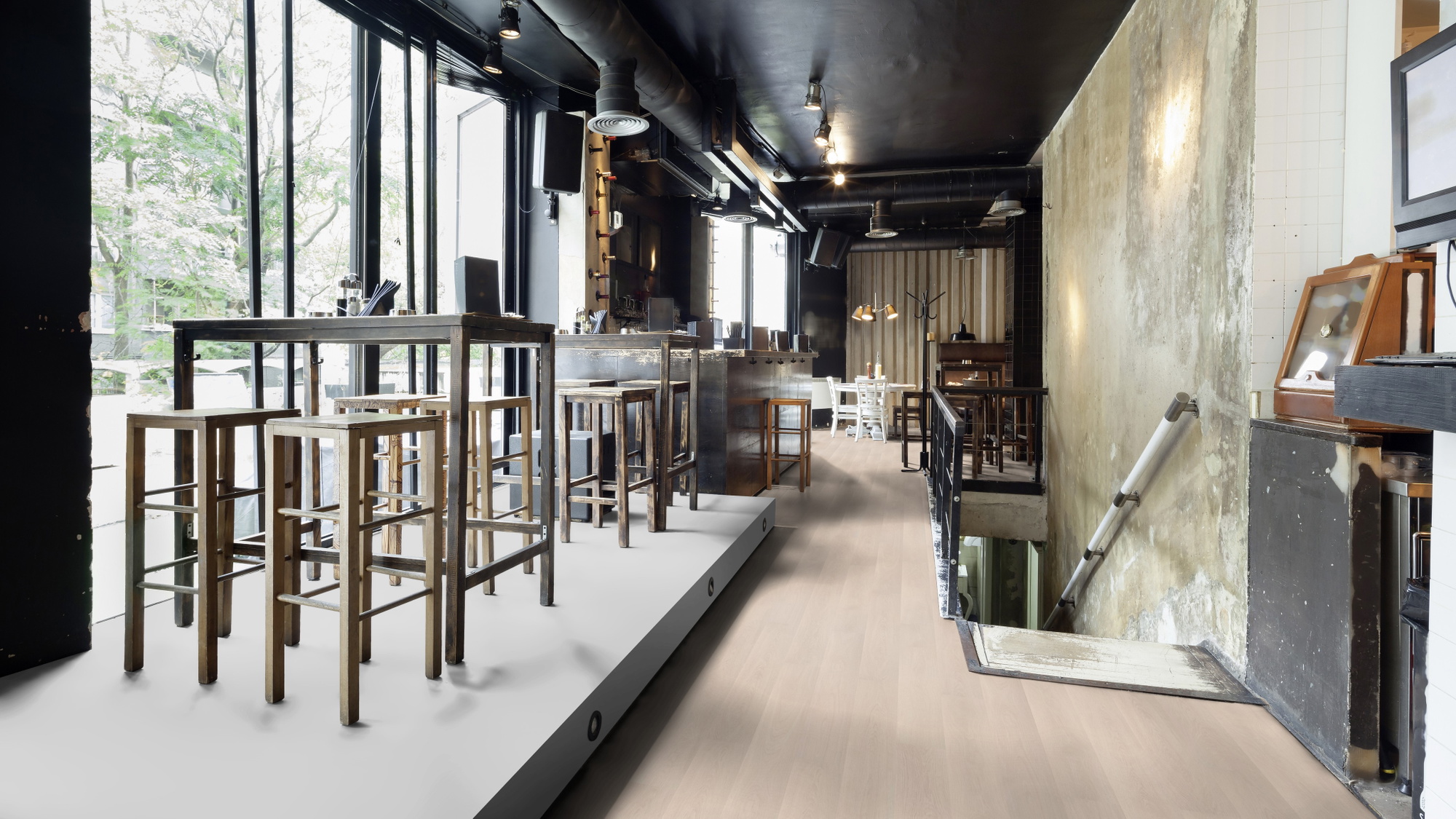 Milieubild Restaurant - Bar mit Tischen und Hockern - wineo PLC295R