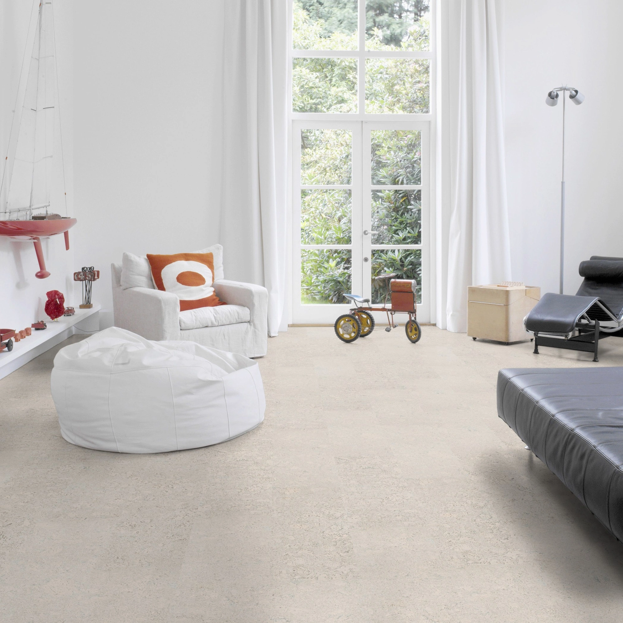 Milieubild Altbau-Wohnzimmer mit Kamin - Wicanders Wise HDF Klick-Korkboden cork Essence Personality Moonlight Milieubild Altbau-Wohnzimmer mit Kamin - Wicanders Wise 80002260