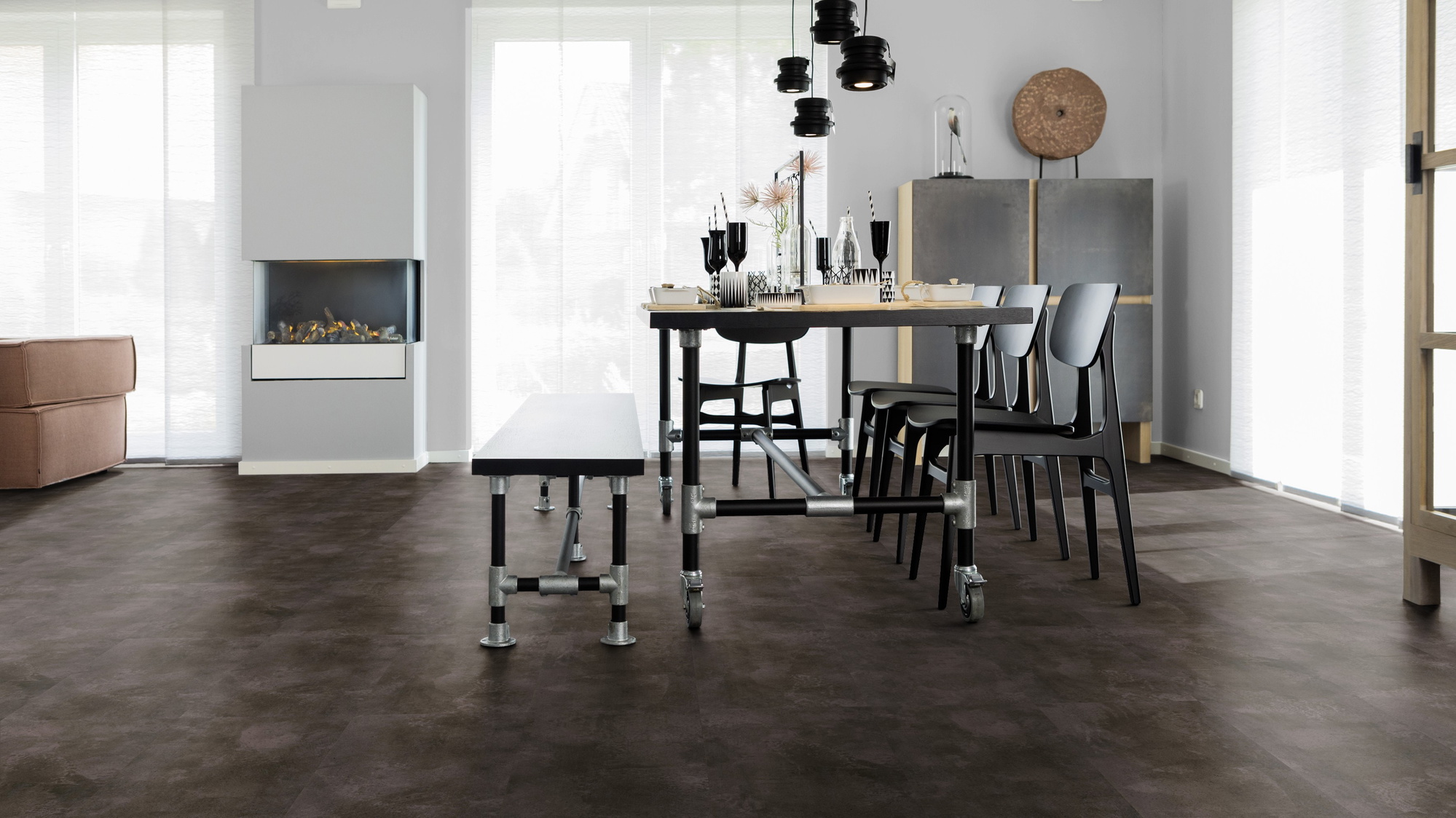 Milieubild Esszimmer mit Kamin - wineo PLC320R