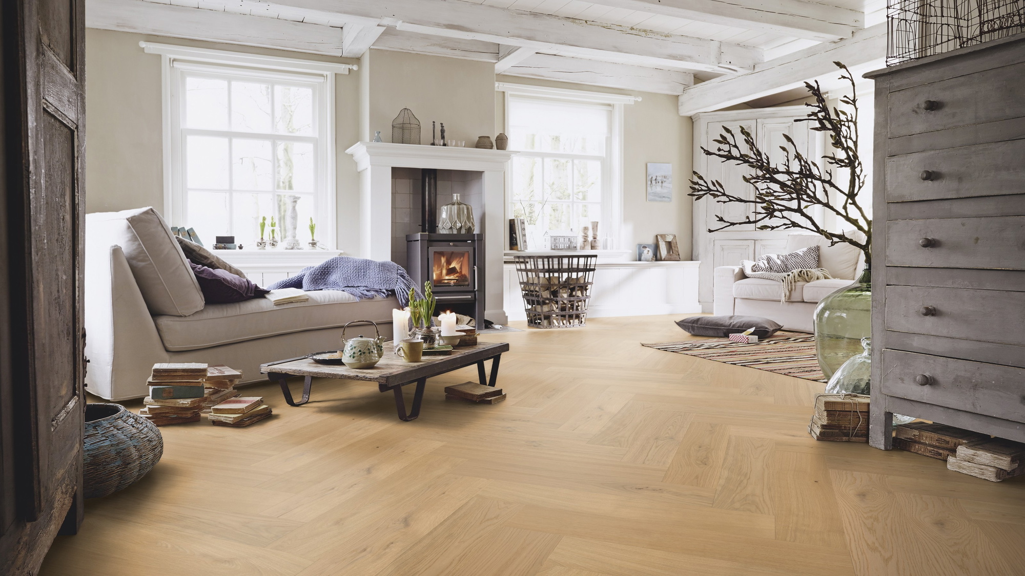 Milieubild Wohnzimmer im Landhaus-Stil - MEISTER Holzboden HS 500 Lindura Eiche classic pure Milieubild Wohnzimmer im Landhaus-Stil - MEISTER 500010-0700140-08928