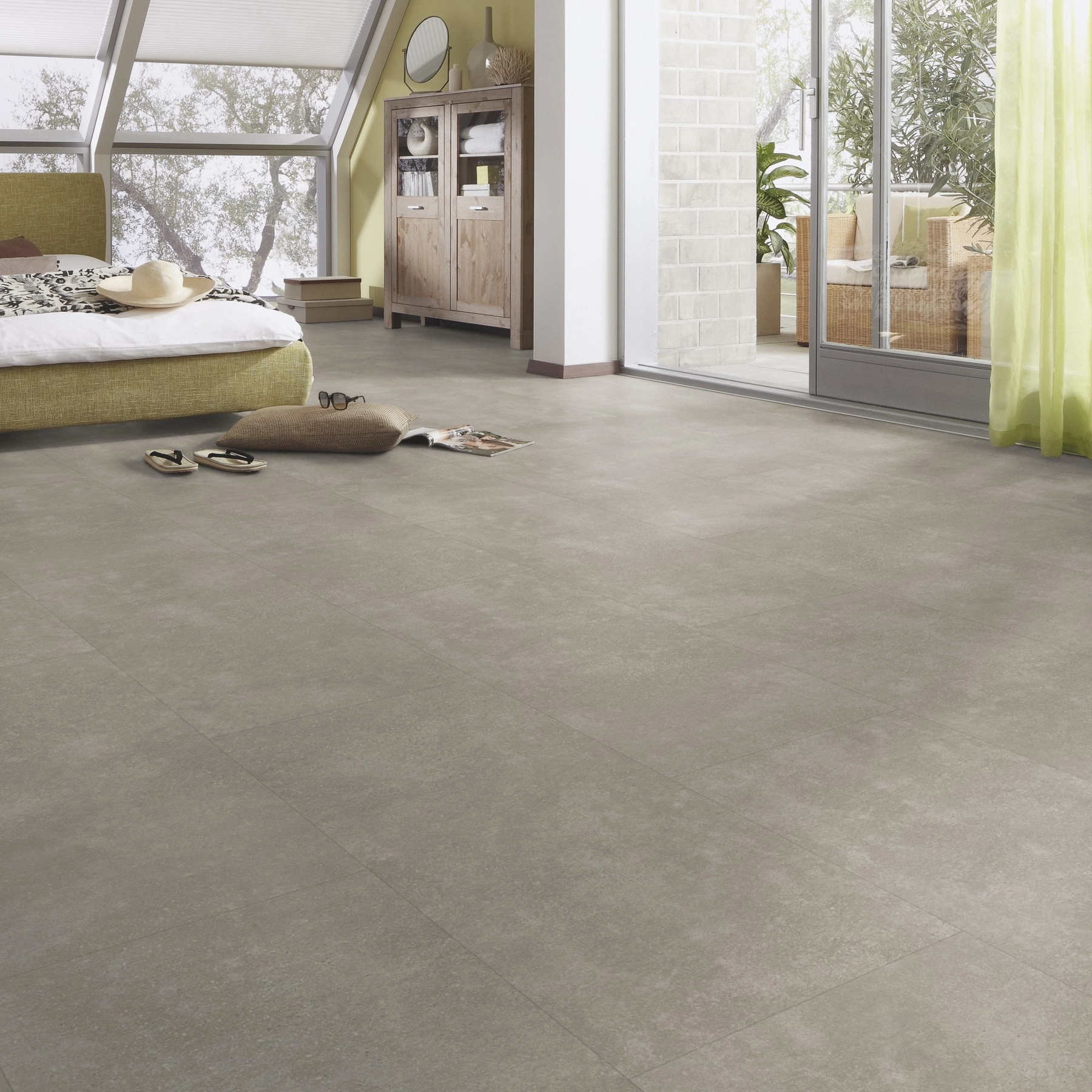 Milieubild Schlafzimmer im modernen Dachgeschoss - MEISTER Laminat LB 150 Mineral Stone Milieubild Schlafzimmer im modernen Dachgeschoss - MEISTER 600003-0857398-07137
