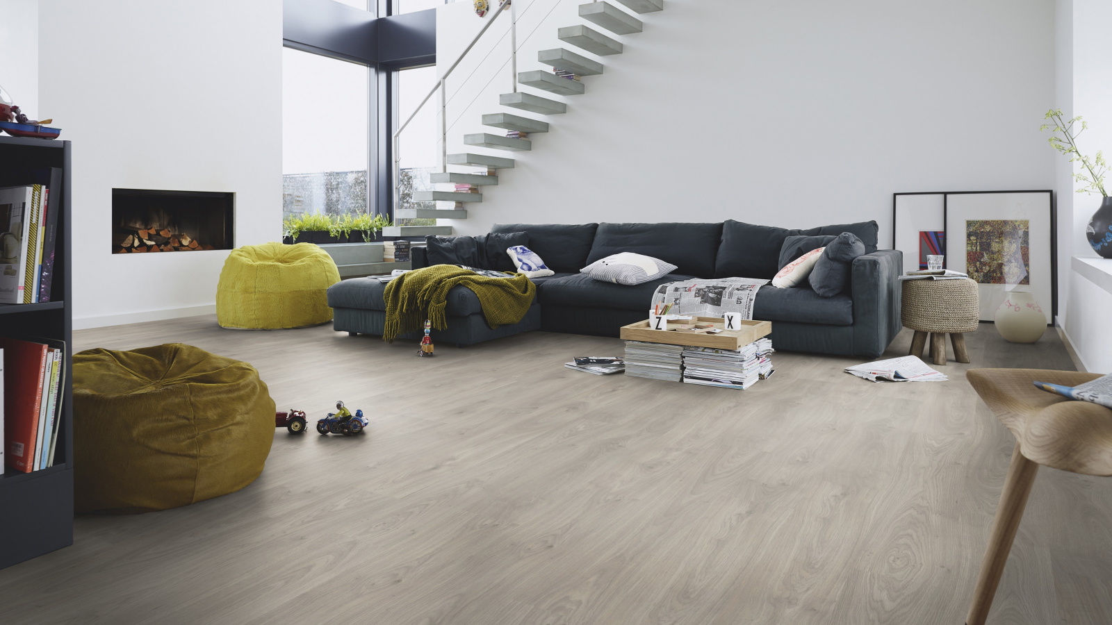 Milieubild Modernes Wohnzimmer mit Kamin - MEISTER 600014-1288198-07148
