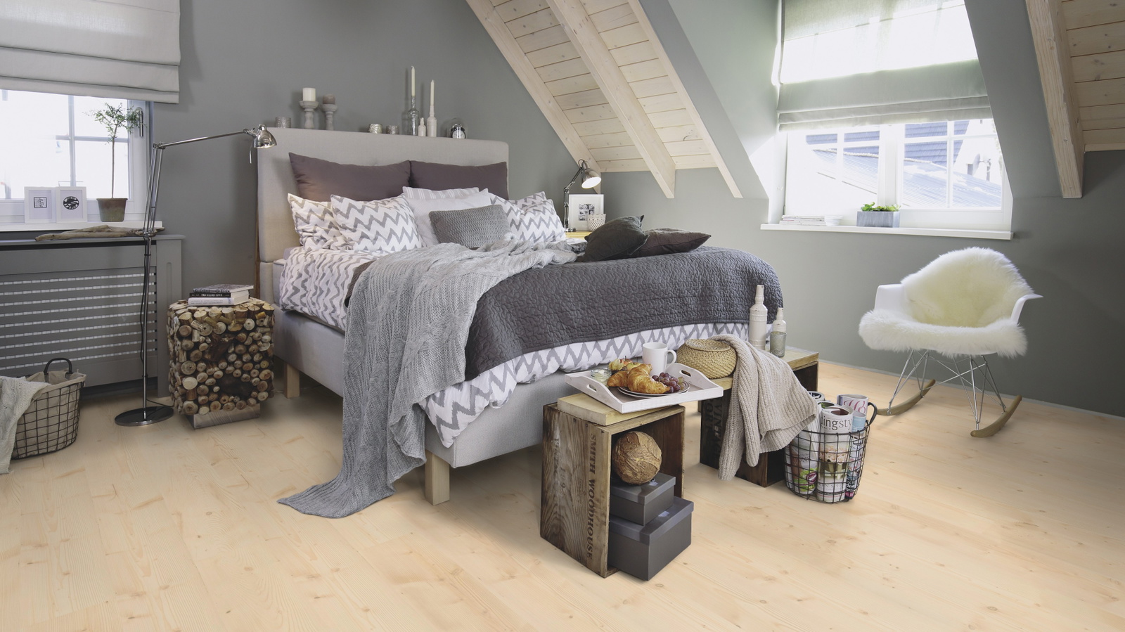 Milieubild Schlafzimmer im modernen Dachgeschoss - wineo MLP297R