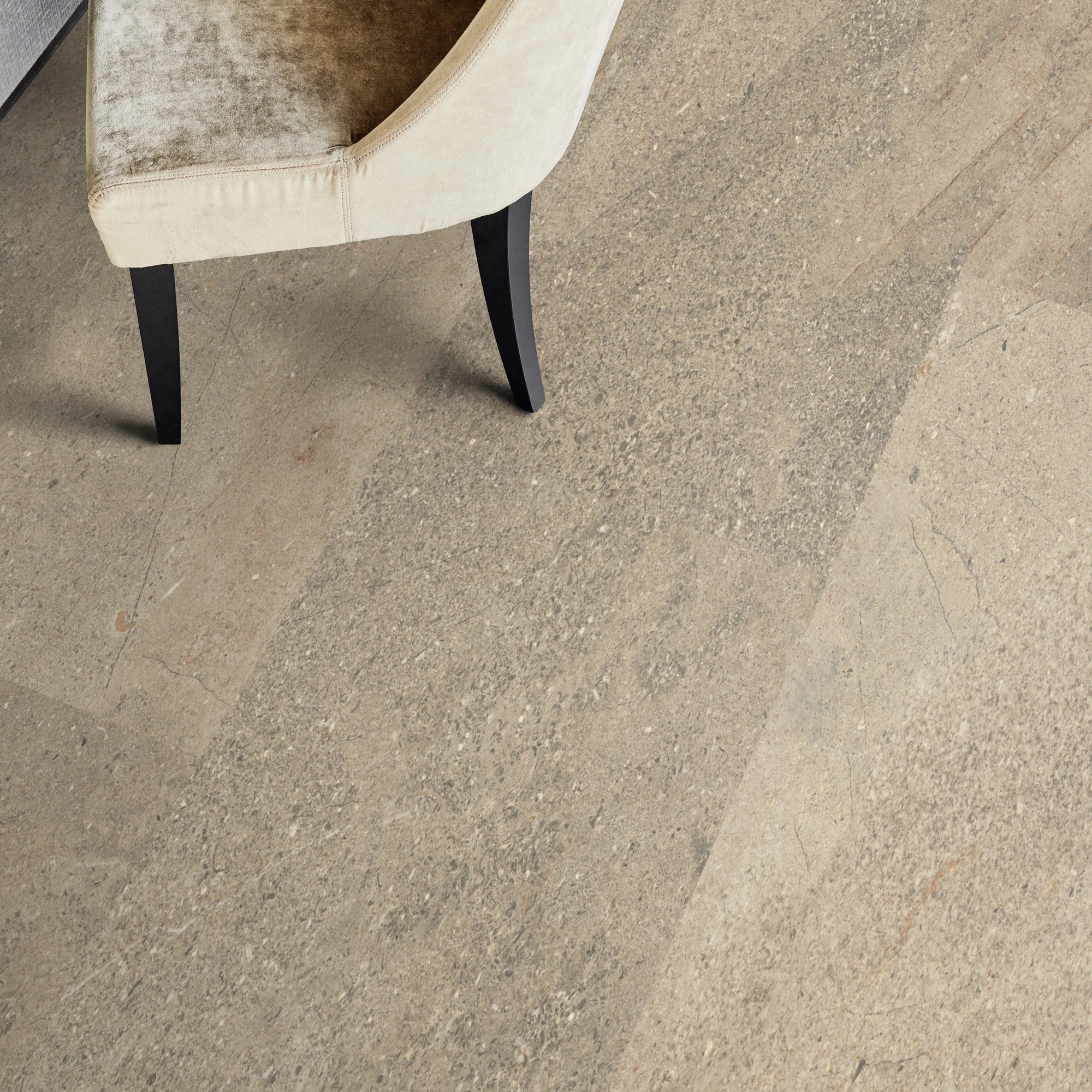 Milieubild Esszimmer - Draufsicht - Tarkett Rigid Klick-Vinyl iD Click Ultimate 70 NATURALS Sediment Beige Milieubild Esszimmer - Draufsicht - Tarkett 260008037