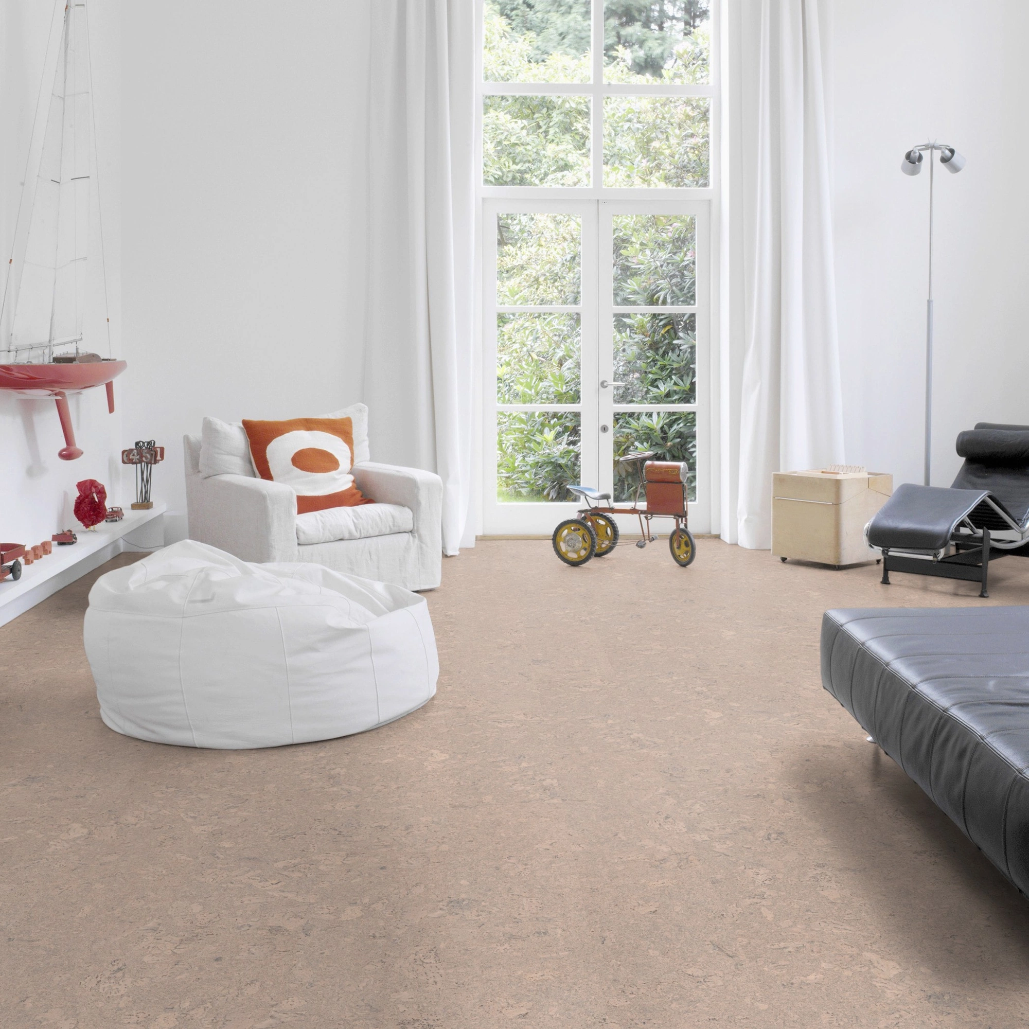 Milieubild Altbau-Wohnzimmer mit Kamin - Wicanders Wise HDF Klick-Korkboden cork Essence Personality Timide Milieubild Altbau-Wohnzimmer mit Kamin - Wicanders Wise 80002262