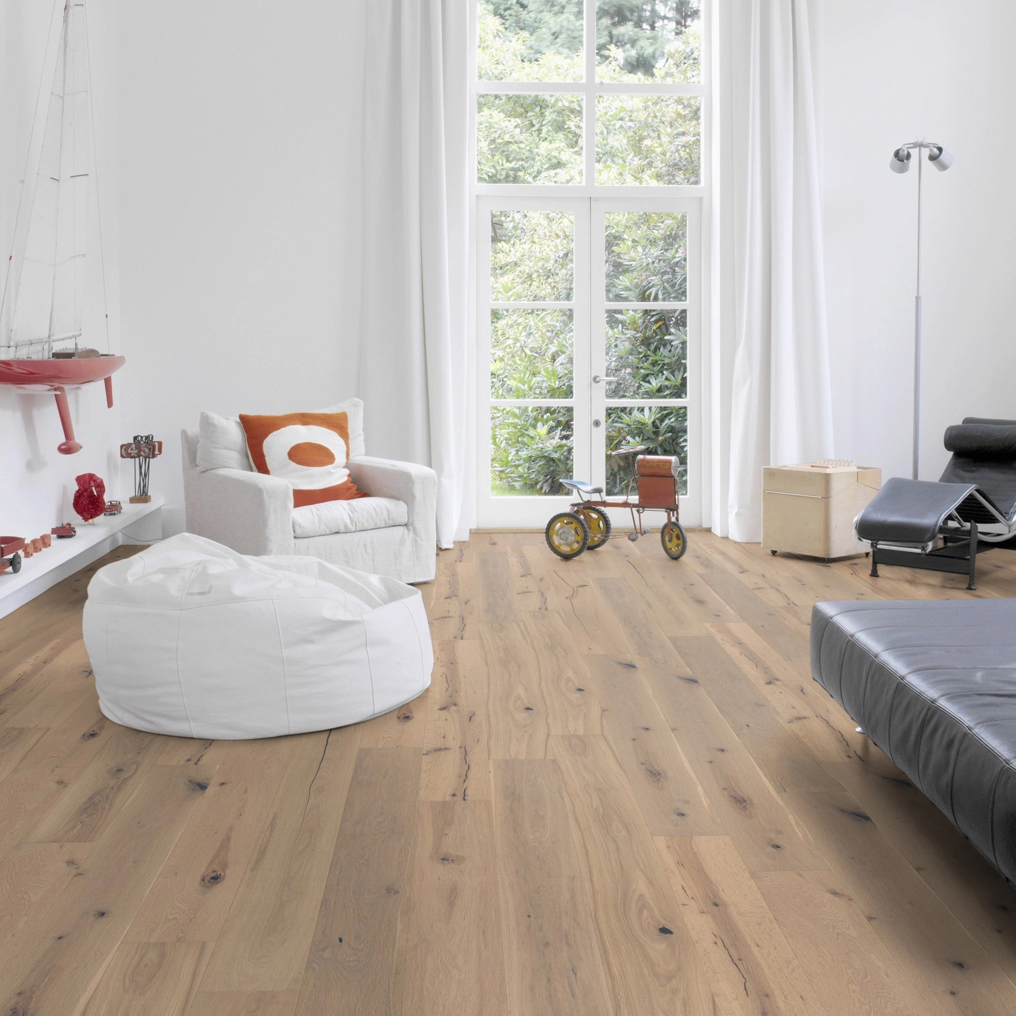 Milieubild Altbau-Wohnzimmer mit Kamin - Wicanders Wise Parkett Essential Bremen Milieubild Altbau-Wohnzimmer mit Kamin - Wicanders Wise 82000875