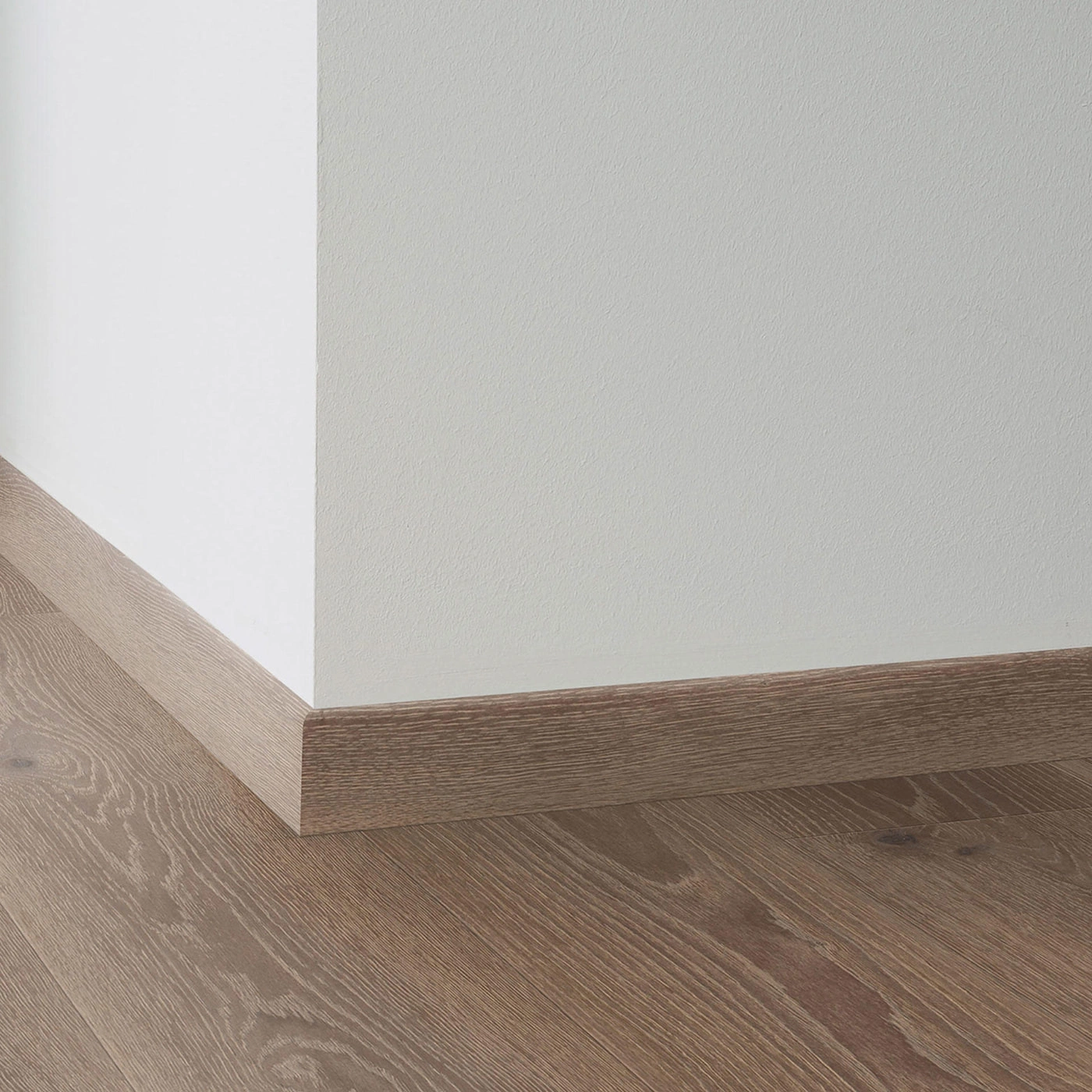 Tarkett Sockelleiste 60/10mm Highland Oak ARABICA Tarkett Sockelleiste 60/10mm Highland Oak ARABICA