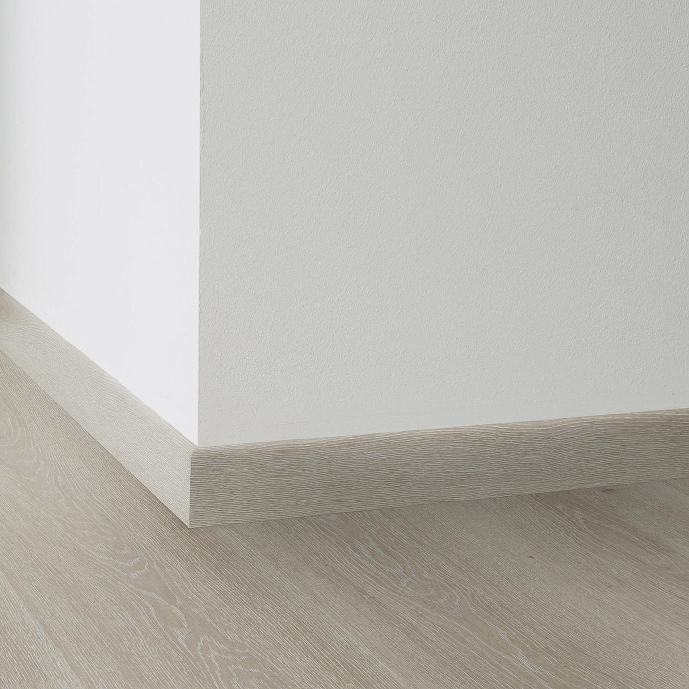 Tarkett Sockelleiste 60/10mm Highland Oak TAUPE