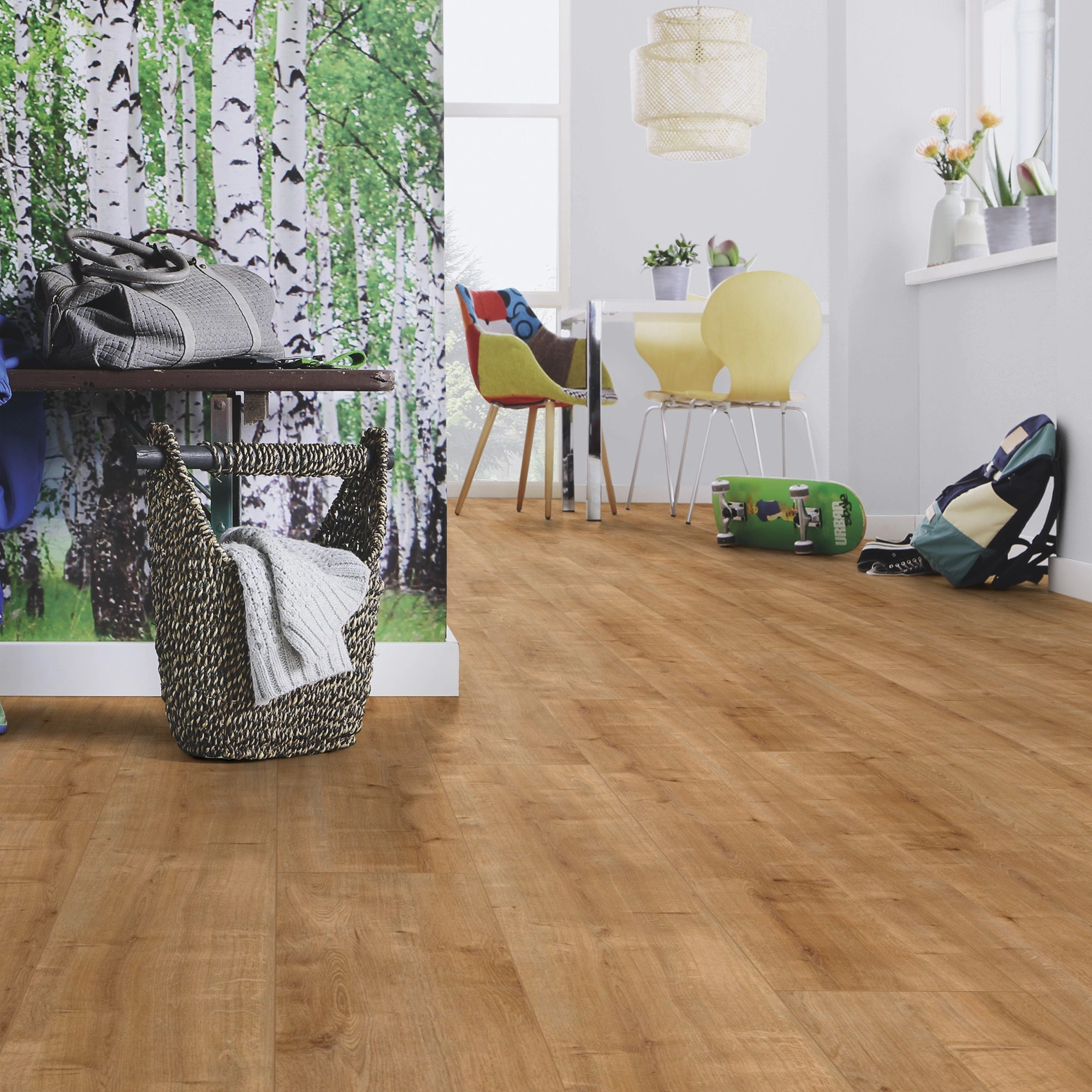 Milieubild Esszimmer mit Flur und Sitzbank - wineo Klick-Bioboden PURLINE wineo 1200 wood XL Hello Martha Milieubild Esszimmer mit Flur und Sitzbank - wineo PLC076R