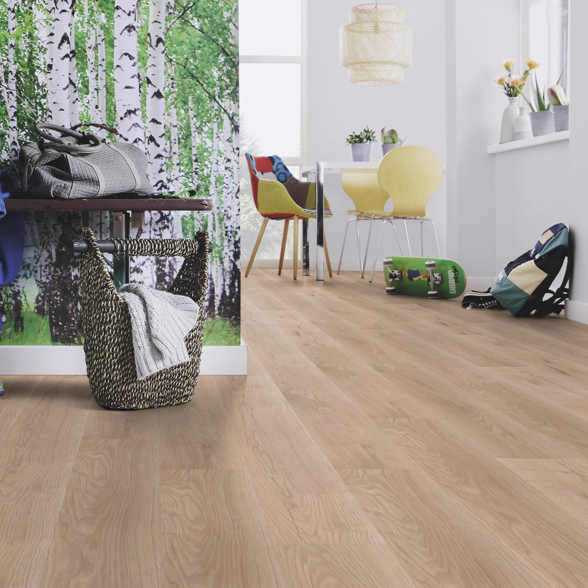 Milieubild Esszimmer mit Flur und Sitzbank - wineo Klebe-Bioboden PURLINE wineo 1000 wood L Comfort Oak Sand Milieubild Esszimmer mit Flur und Sitzbank - wineo PL298R