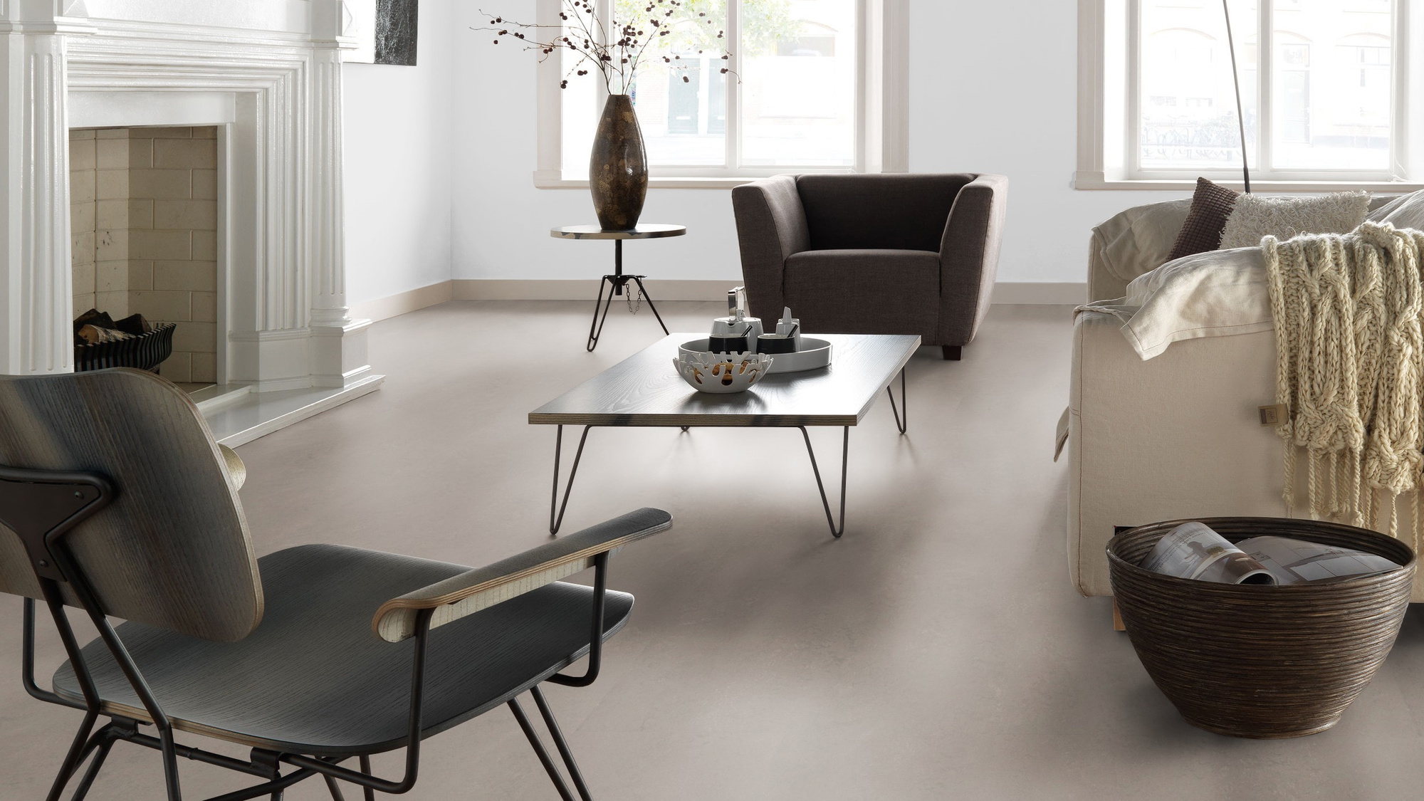 Milieubild Altbau-Wohnzimmer mit Kamin - Forbo Flooring Marmoleum Click Liquid Clay Milieubild Altbau-Wohnzimmer mit Kamin - Forbo Flooring 176501