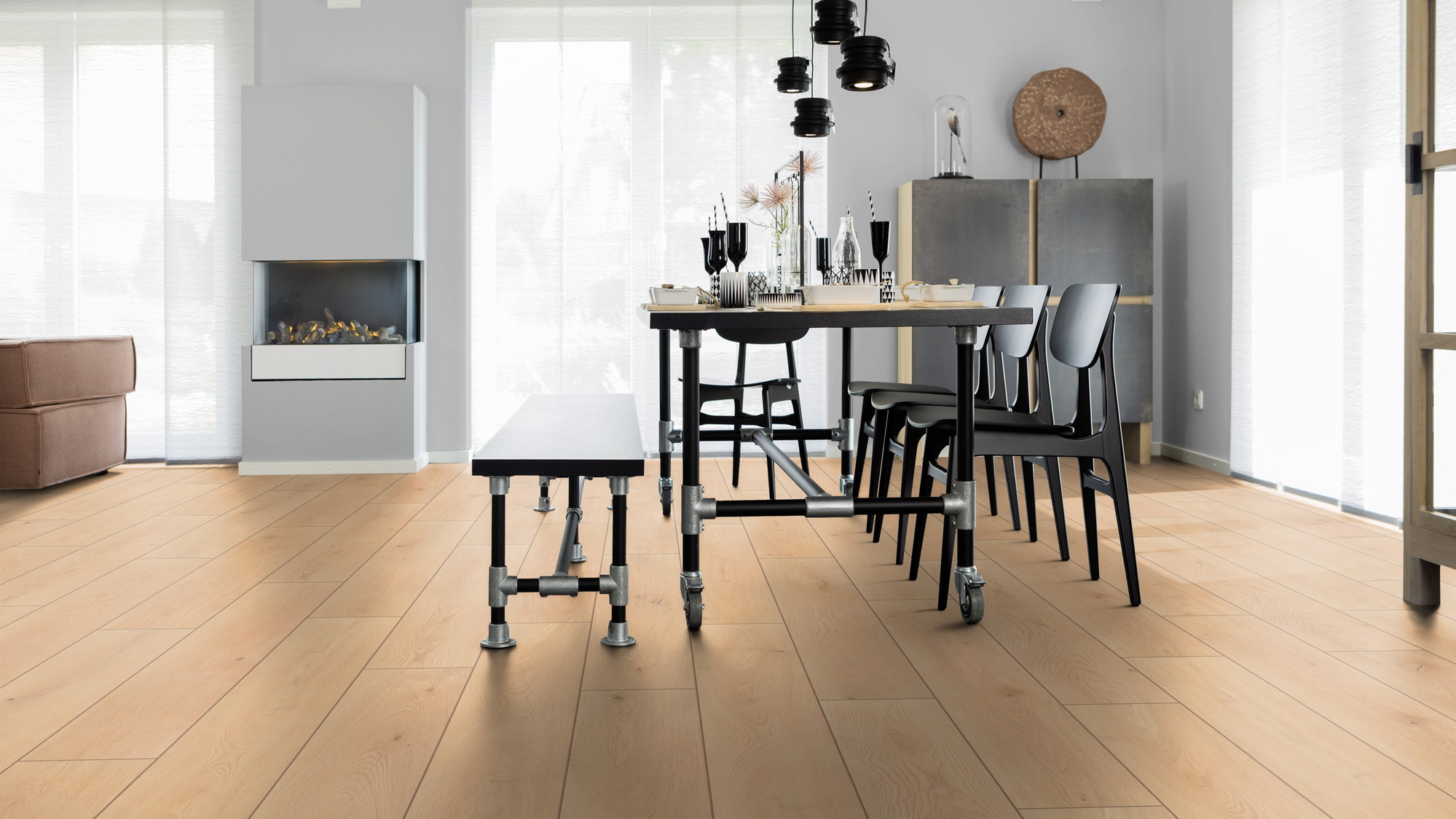 Milieubild Esszimmer mit Kamin - wineo MLP310R