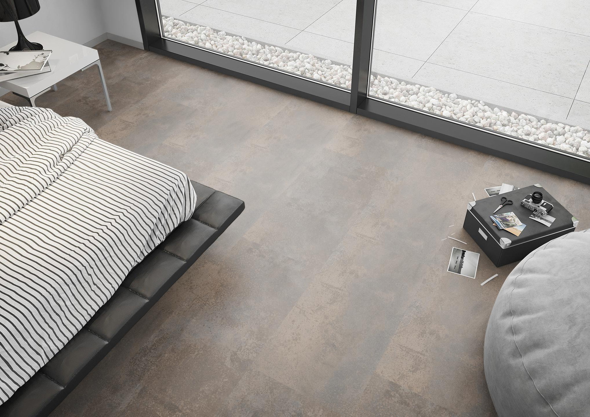 Milieubild Schlafzimmer mit Sitzkissen - nexflor Klebe-Vinyl Oreios Collection Giona Milieubild Schlafzimmer mit Sitzkissen - nexflor NXF-51030-003