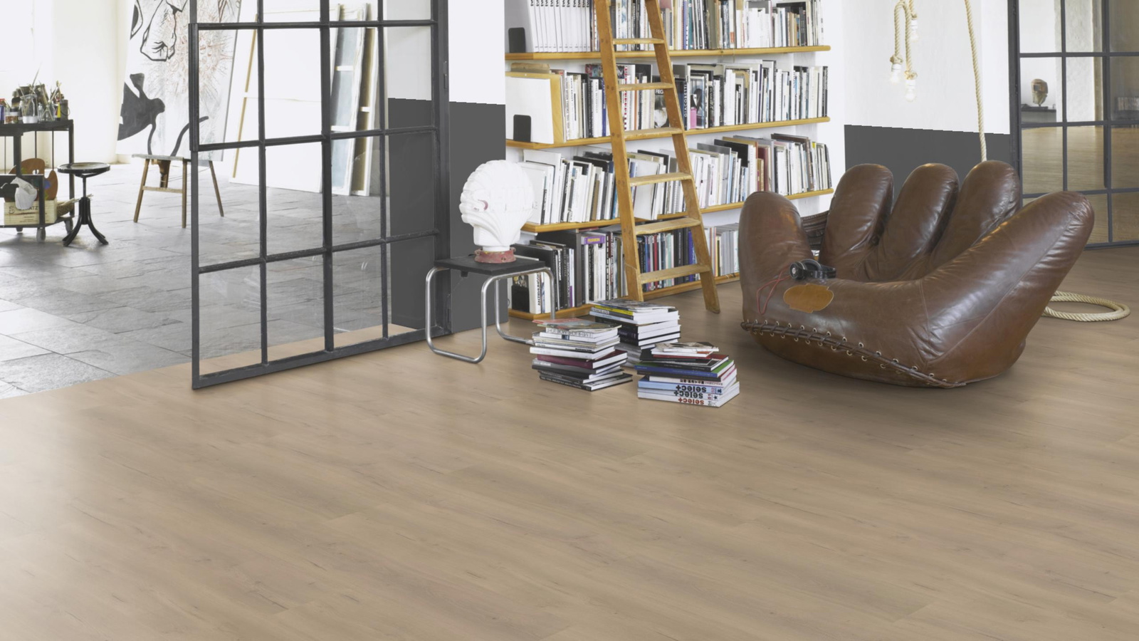 Milieubild Modernes Wohnzimmer mit Atelier - Parador 1730467