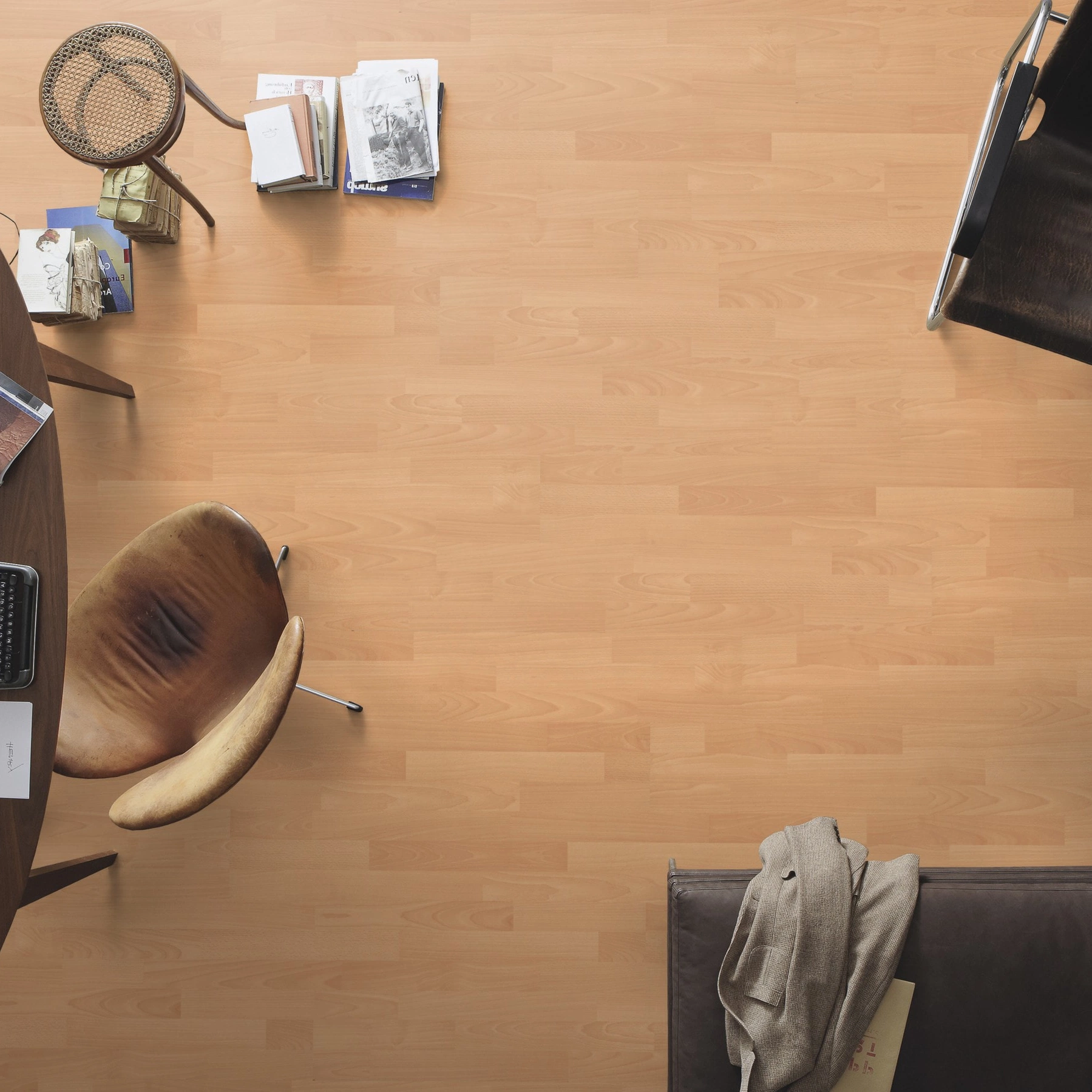 Milieubild Büro mit ovalem Tisch - Draufsicht - MEISTER Laminat LC 150 Buche Milieubild Büro mit ovalem Tisch - Draufsicht - MEISTER 600014-1288198-06201
