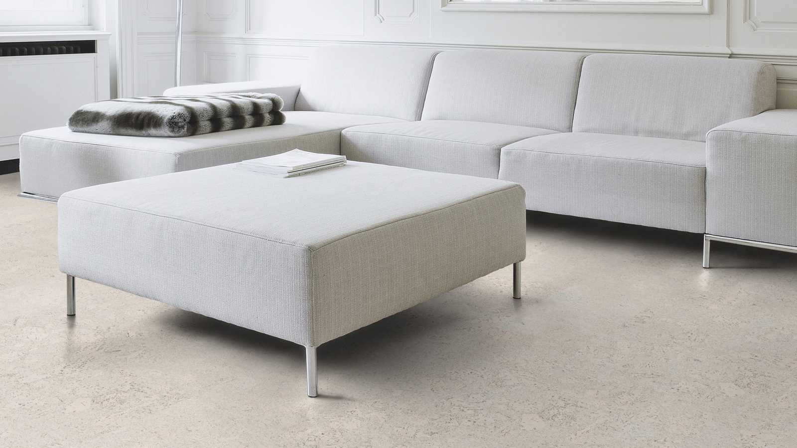 Milieubild Wohnzimmer mit Couch - Nahansicht - Wicanders Wise 80002260