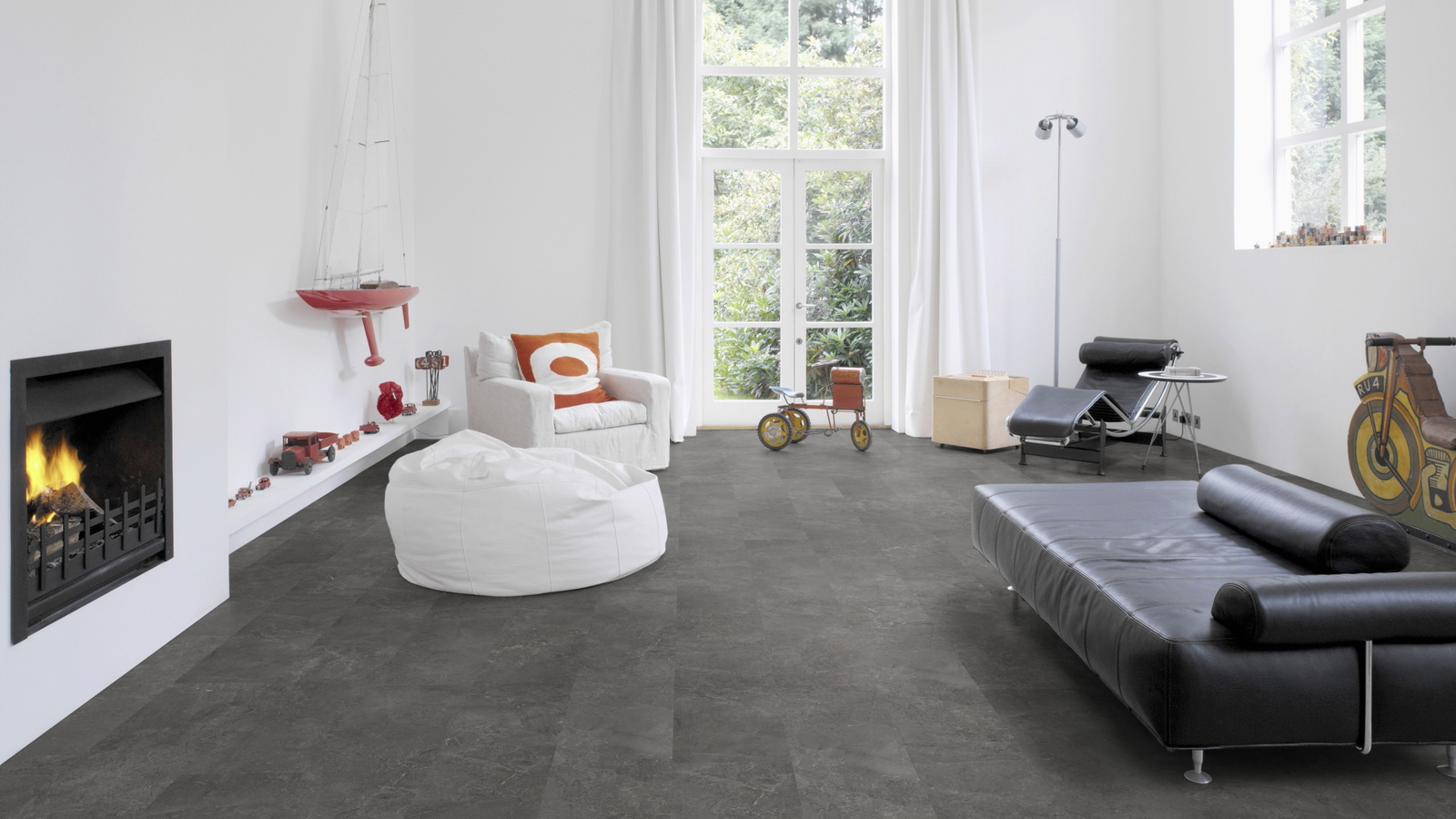 Milieubild Altbau-Wohnzimmer mit Kamin - Wicanders Wise 80003892