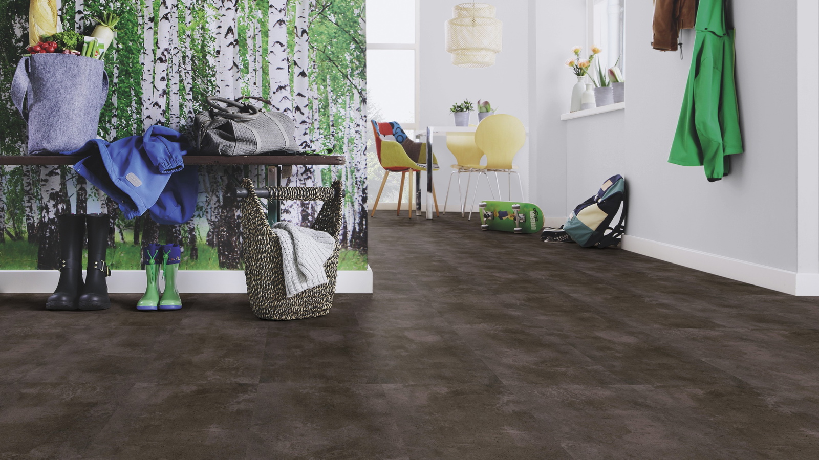 Milieubild Esszimmer mit Flur und Sitzbank - wineo PLC320R