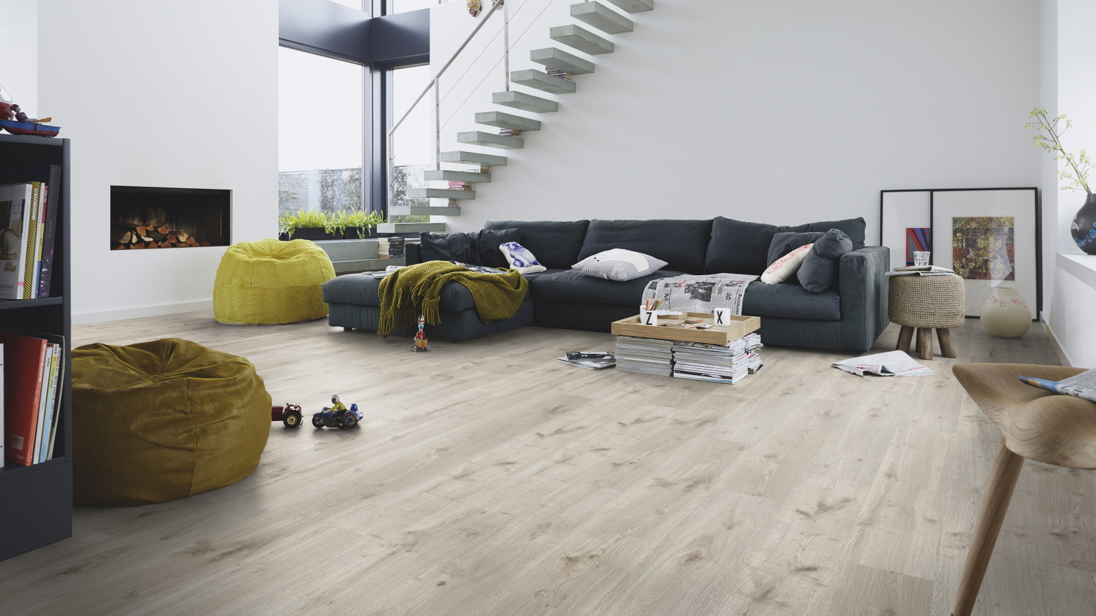 Milieubild Modernes Wohnzimmer mit Kamin - MEISTER 600012-1288198-06670