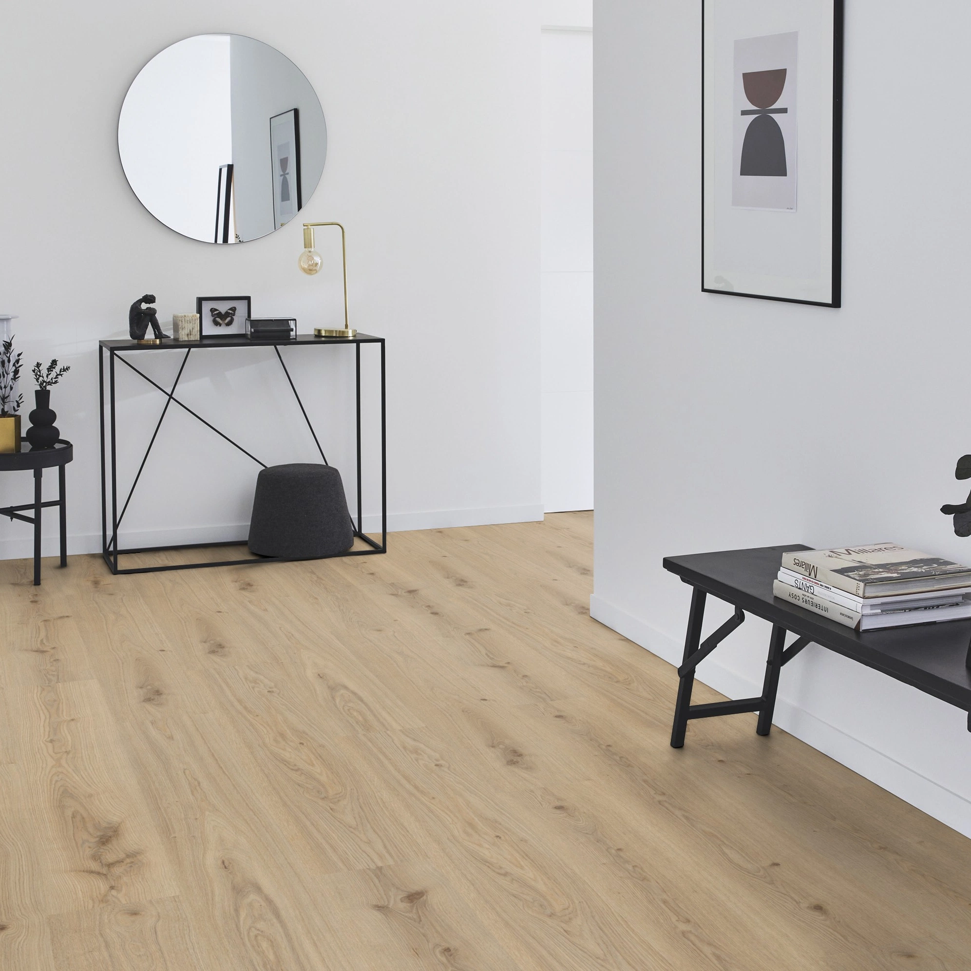 Milieubild Flur mit Sideboard und Spiegel - Tarkett Rigid Klick-Vinyl Essence Rigid 30 Primary Oak Natural Milieubild Flur mit Sideboard und Spiegel - Tarkett 260032004