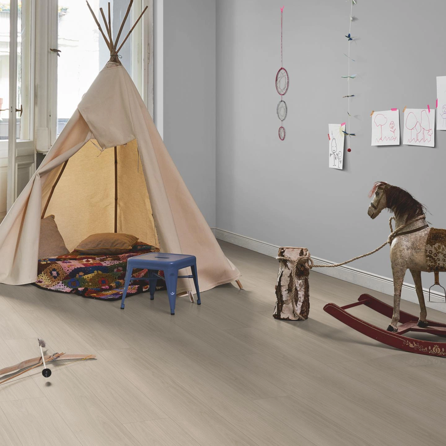 Milieubild Kinderzimmer in Stadtwohnung - Parador HDF Klick-Designboden Modular ONE Eiche Artemis pearl Milieubild Kinderzimmer in Stadtwohnung - Parador 1748730