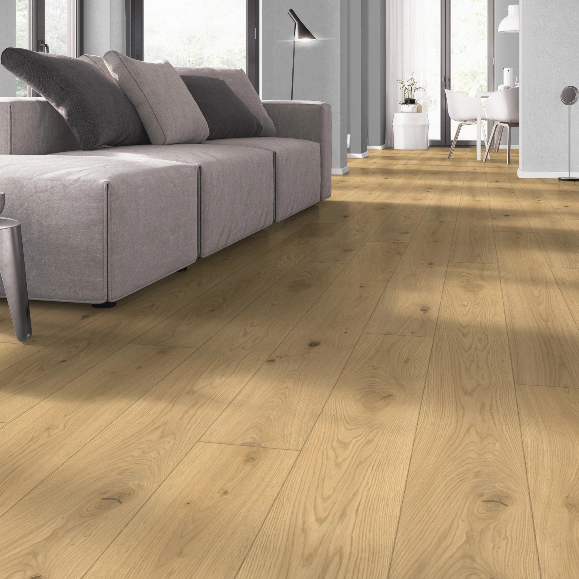 Milieubild Wohnzimmer mit Sofa - bodentiefe Perspektive - Admonter Parkett FLOORs Eiche natura Milieubild Wohnzimmer mit Sofa - bodentiefe Perspektive - Admonter 115774