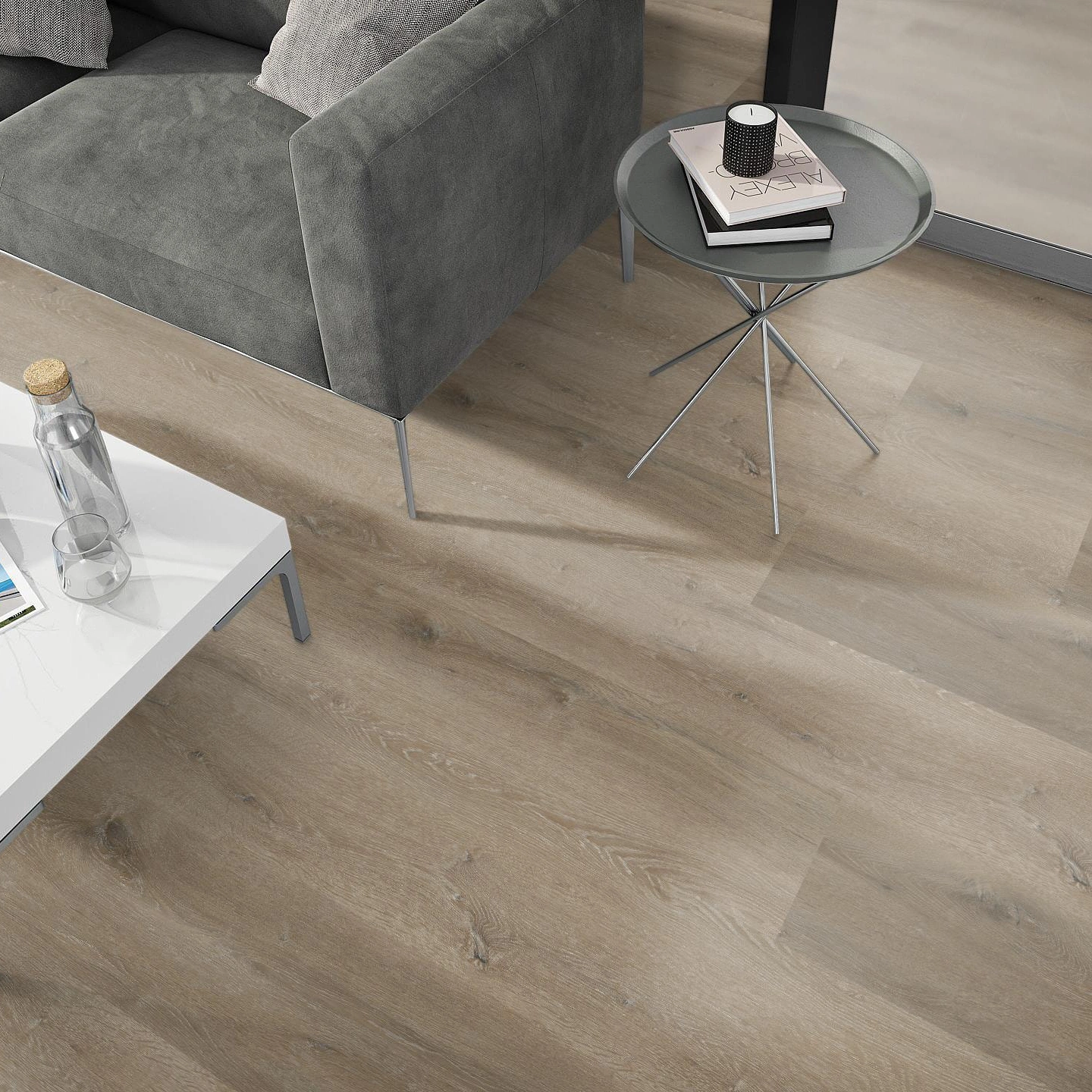 Milieubild Wohnzimmer - Sofa mit Beistelltisch und Glastür - nexflor Rigid Klick-Vinyl Helios Click Collection Miletus Oak Milieubild Wohnzimmer - Sofa mit Beistelltisch und Glastür - nexflor NXF-20030-002