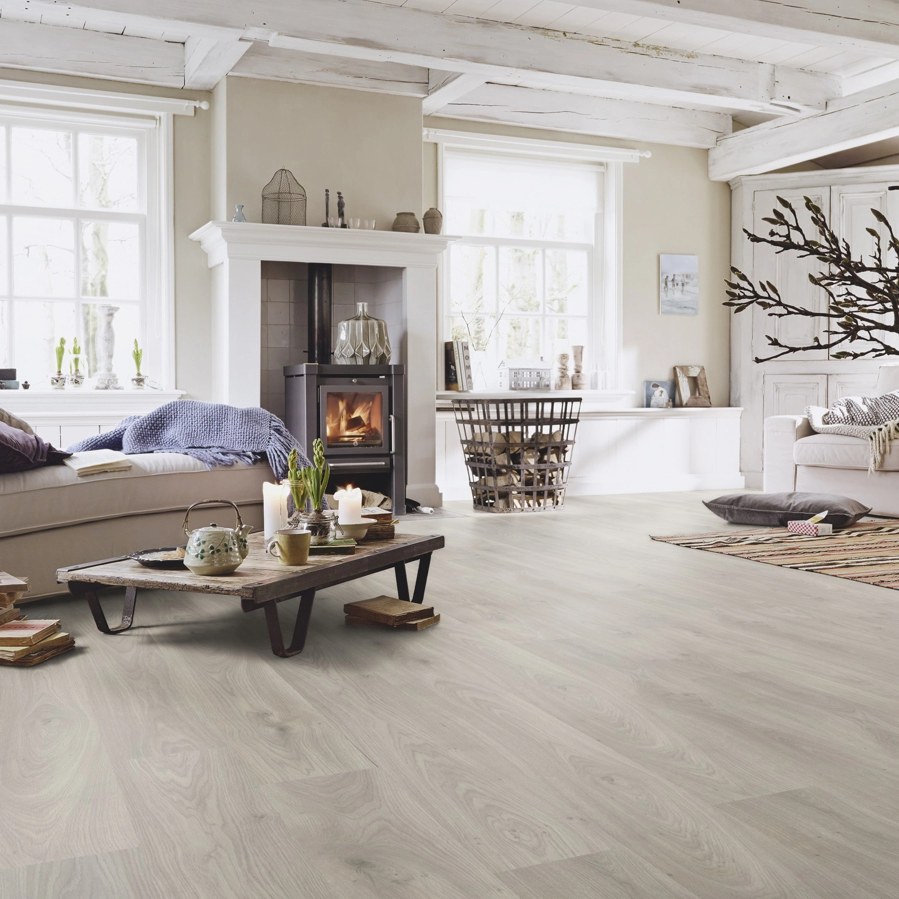 Milieubild Wohnzimmer im Landhaus-Stil - MEISTER Laminat LC 150 Eiche Monclair Milieubild Wohnzimmer im Landhaus-Stil - MEISTER 600014-1288198-07148