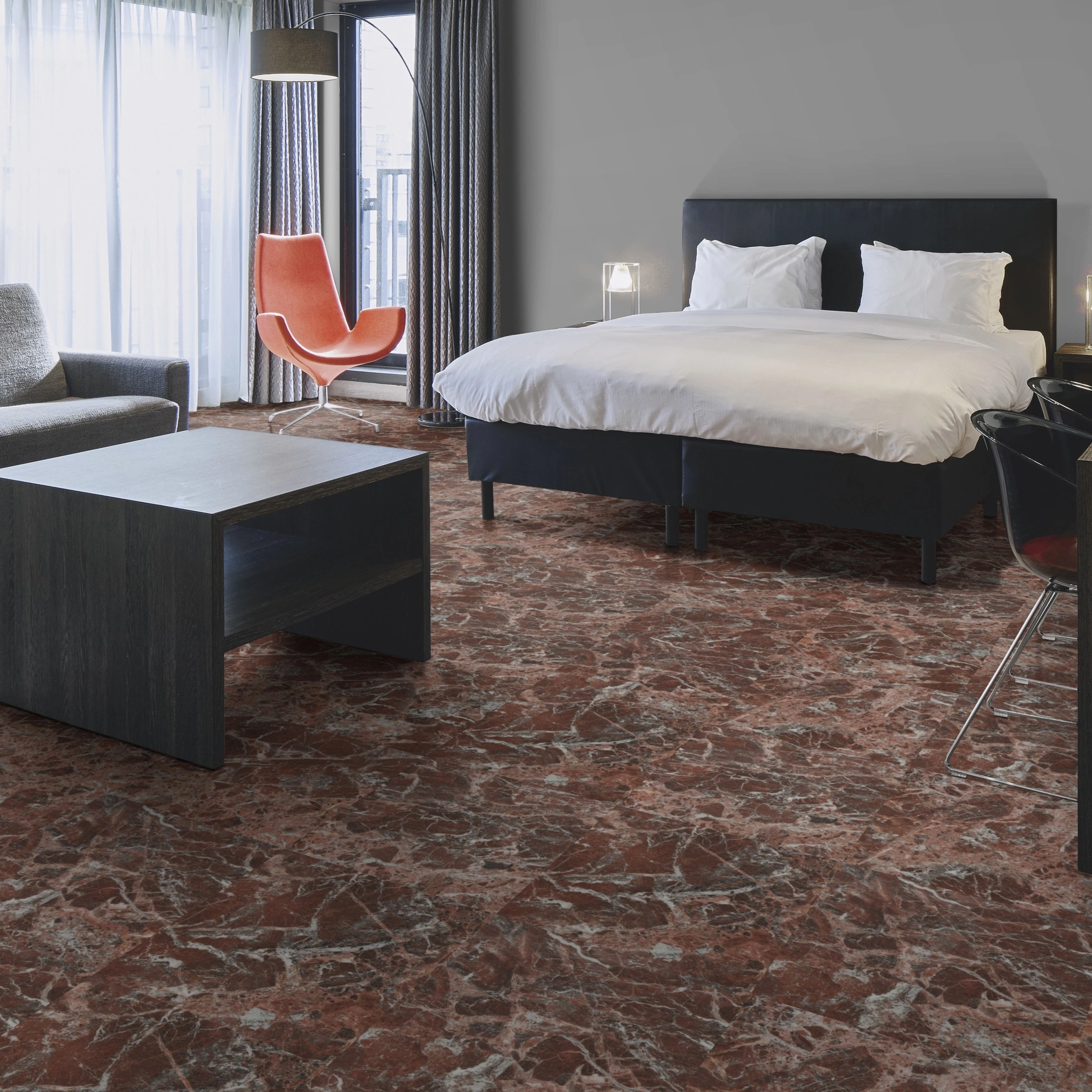 Milieubild Hotelzimmer mit Kingsize-Bett - Forbo Flooring Klebe-Vinyl Allura Dryback 0.55 Material Terra Marble Milieubild Hotelzimmer mit Kingsize-Bett - Forbo Flooring 243647