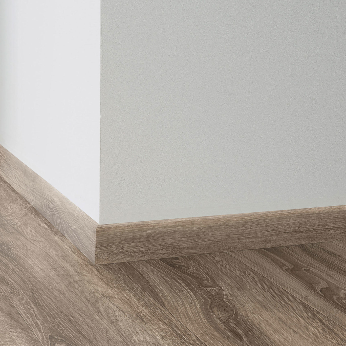 Tarkett Sockelleiste 60/10mm English Oak BROWN