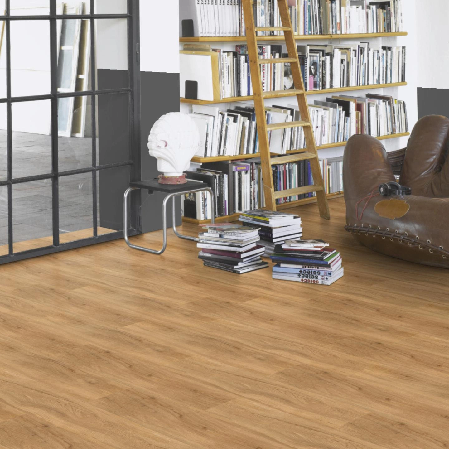 Milieubild Modernes Wohnzimmer mit Atelier - Parador Klebe-Vinyl Basic 2.0 Eiche Sierra natur Milieubild Modernes Wohnzimmer mit Atelier - Parador 1730791