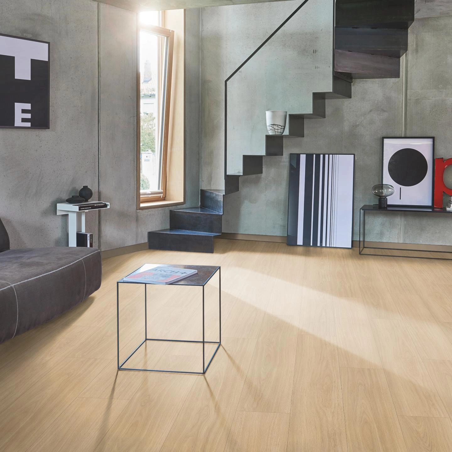 Milieubild Wohnzimmer im modernen Loft-Stil - Parador HDF Klick-Designboden Modular ONE Eiche Artemis natur Milieubild Wohnzimmer im modernen Loft-Stil - Parador 1748717