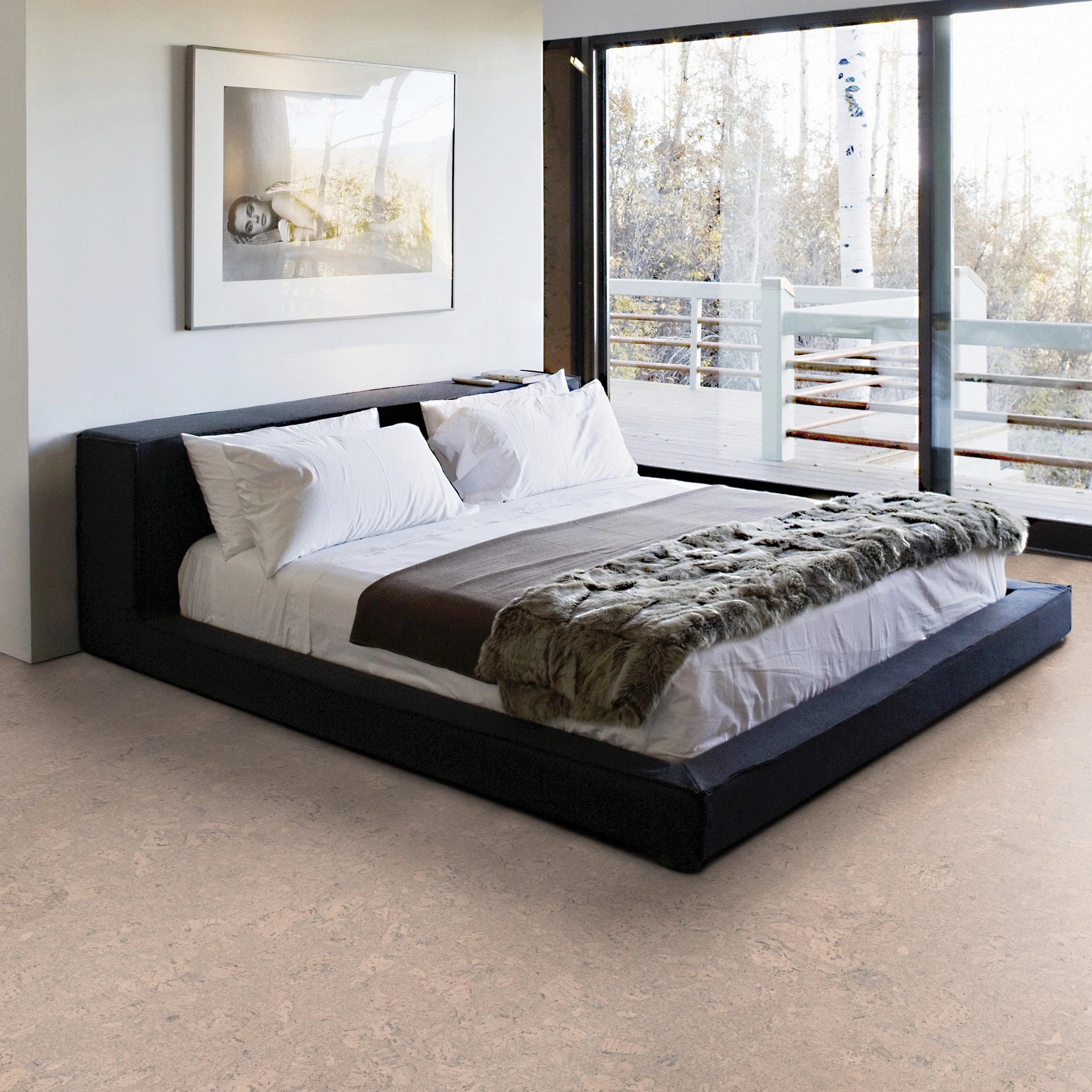 Milieubild Schlafzimmer mit Balkon - Wicanders Wise HDF Klick-Korkboden cork Essence Personality Timide Milieubild Schlafzimmer mit Balkon - Wicanders Wise 80002262