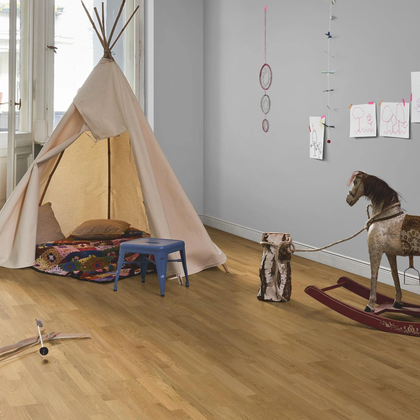 Milieubild Kinderzimmer in Stadtwohnung - Parador Parkett Basic 11-5 Eiche Milieubild Kinderzimmer in Stadtwohnung - Parador 1595131