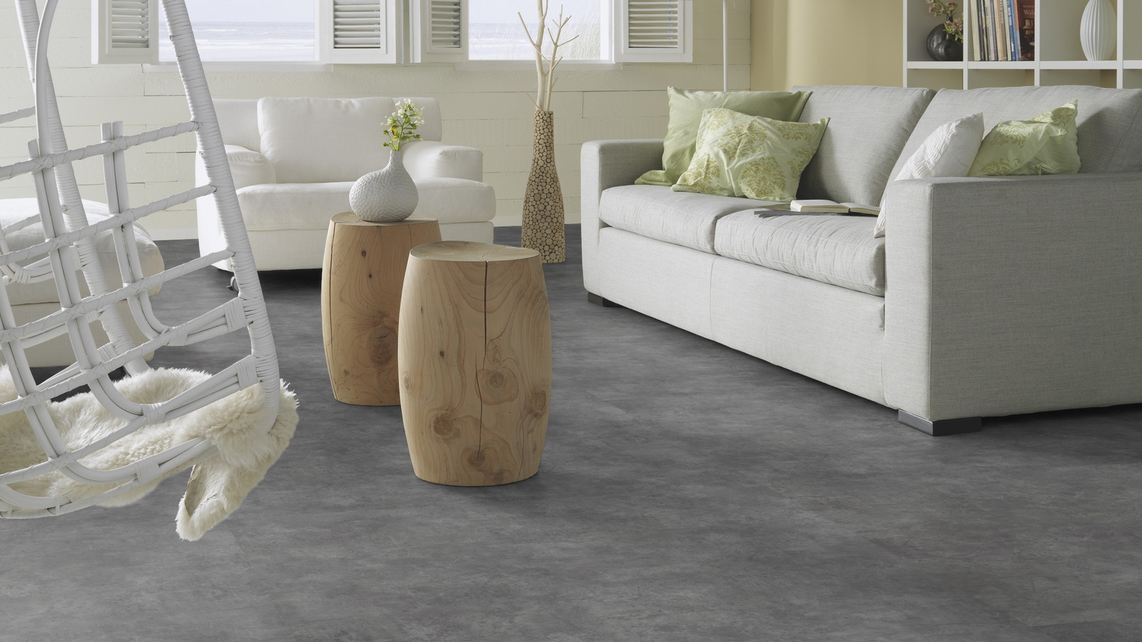 Milieubild Modernes, freundliches Wohnzimmer mit Sofa - Forbo Flooring 220187