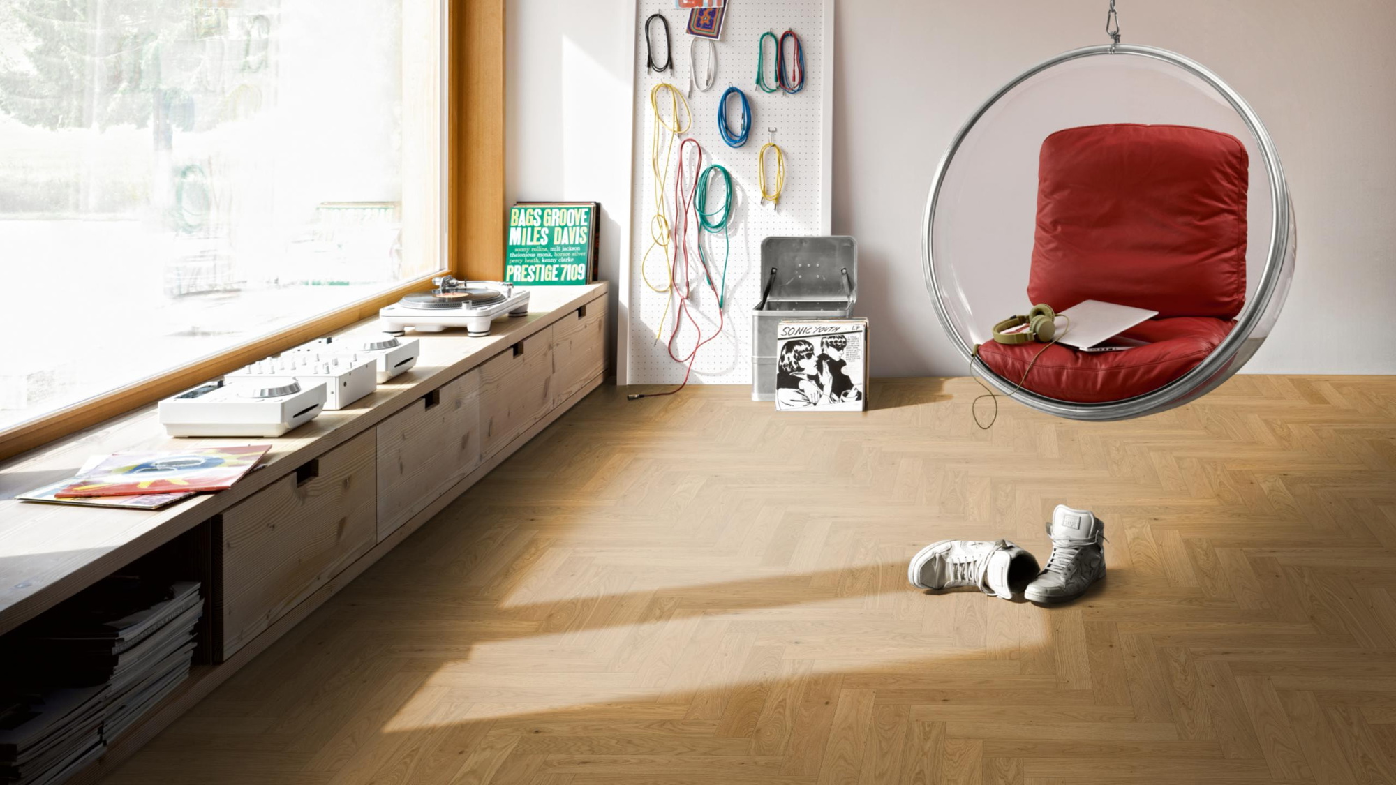 Milieubild Musikzimmer mit Plattenspieler - Parador Parkett Trendtime 3 Eiche Bardolino natur Milieubild Musikzimmer mit Plattenspieler - Parador 1748884