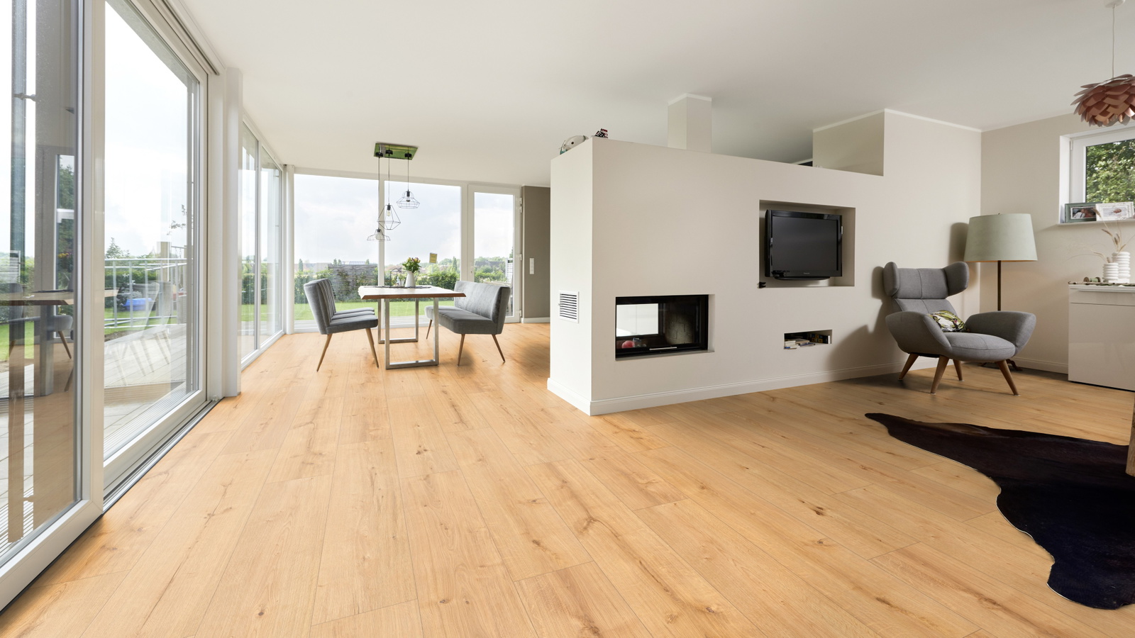 Milieubild Wohnzimmer mit Essbereich und Kamin - ter Hürne 1101270105