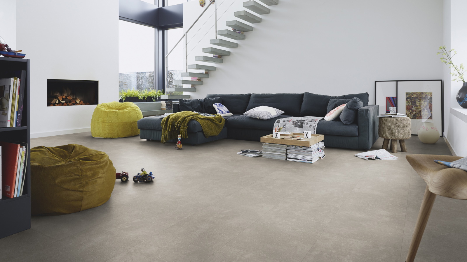 Milieubild Modernes Wohnzimmer mit Kamin - MEISTER 600003-0857398-07137