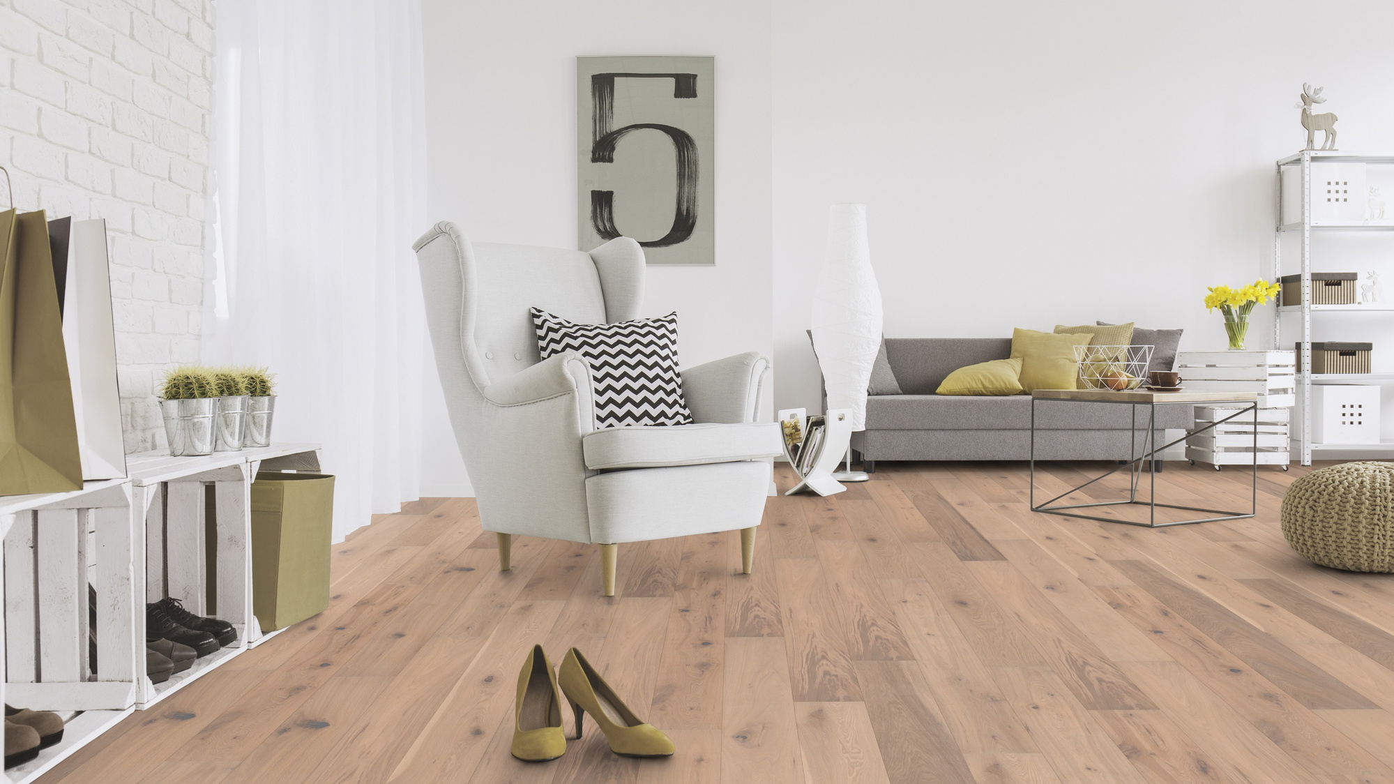 Milieubild Wohnzimmer mit Sessel und Sofa - Wicanders Wise Parkett Manor House Lumley Milieubild Wohnzimmer mit Sessel und Sofa - Wicanders Wise 82000105