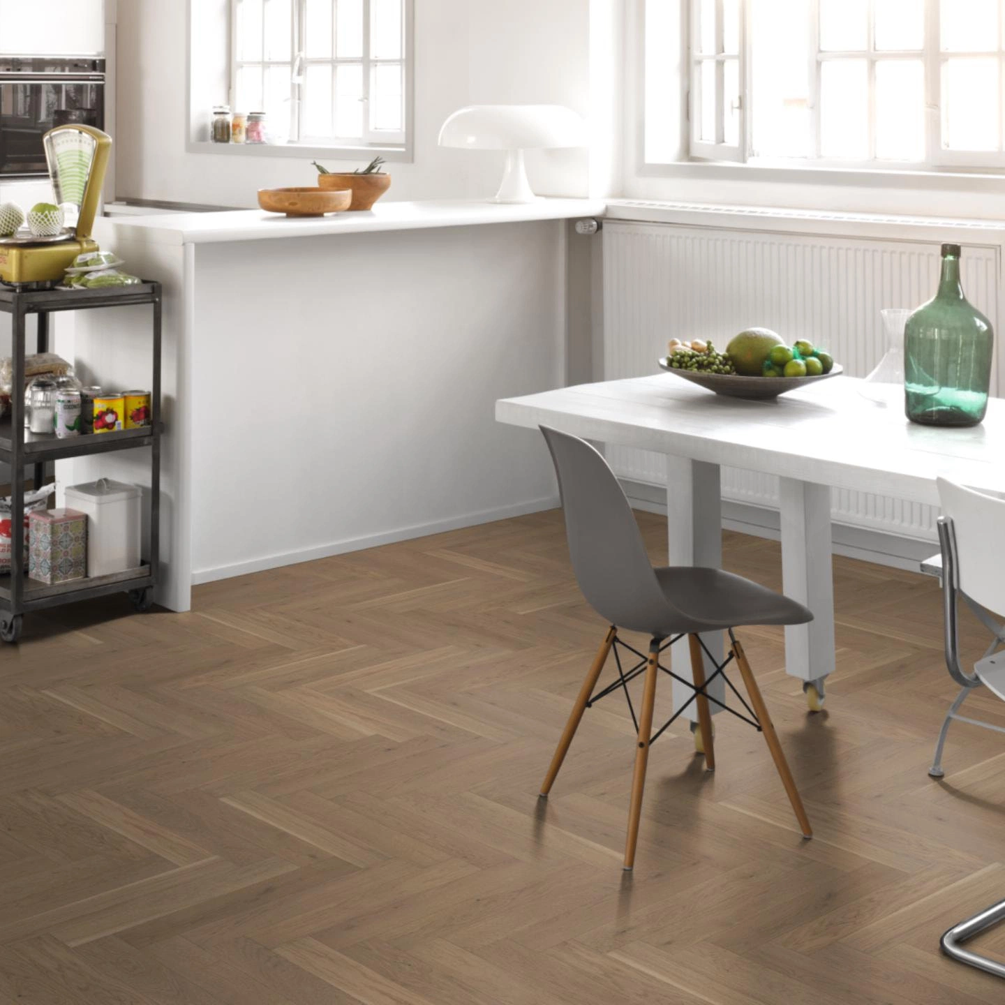 Milieubild Küche mit Essbereich - Parador Parkett Trendtime 3 Eiche nougat Milieubild Küche mit Essbereich - Parador 1739933