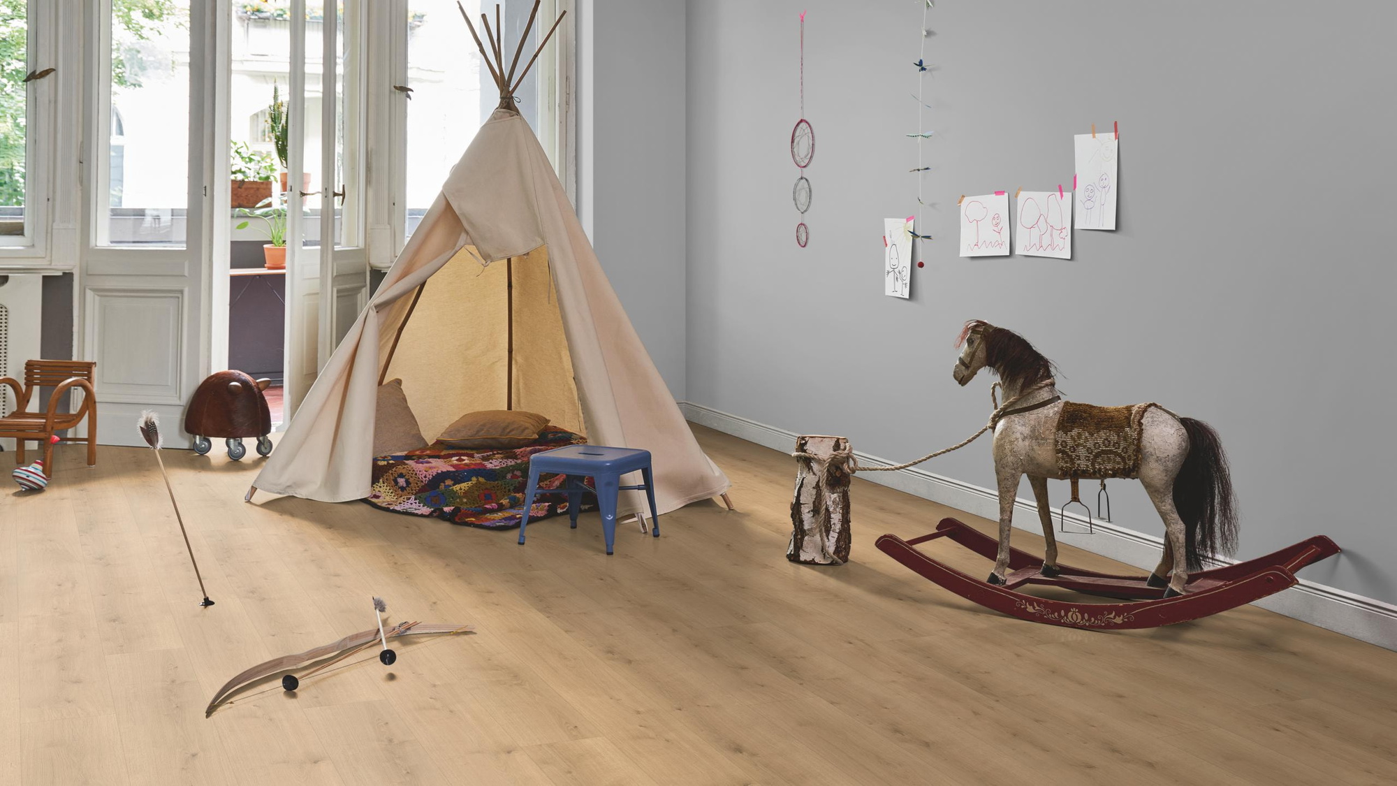 Milieubild Kinderzimmer in Stadtwohnung - Parador HDF Klick-Designboden Modular ONE Eiche Pure natur Milieubild Kinderzimmer in Stadtwohnung - Parador 1730802