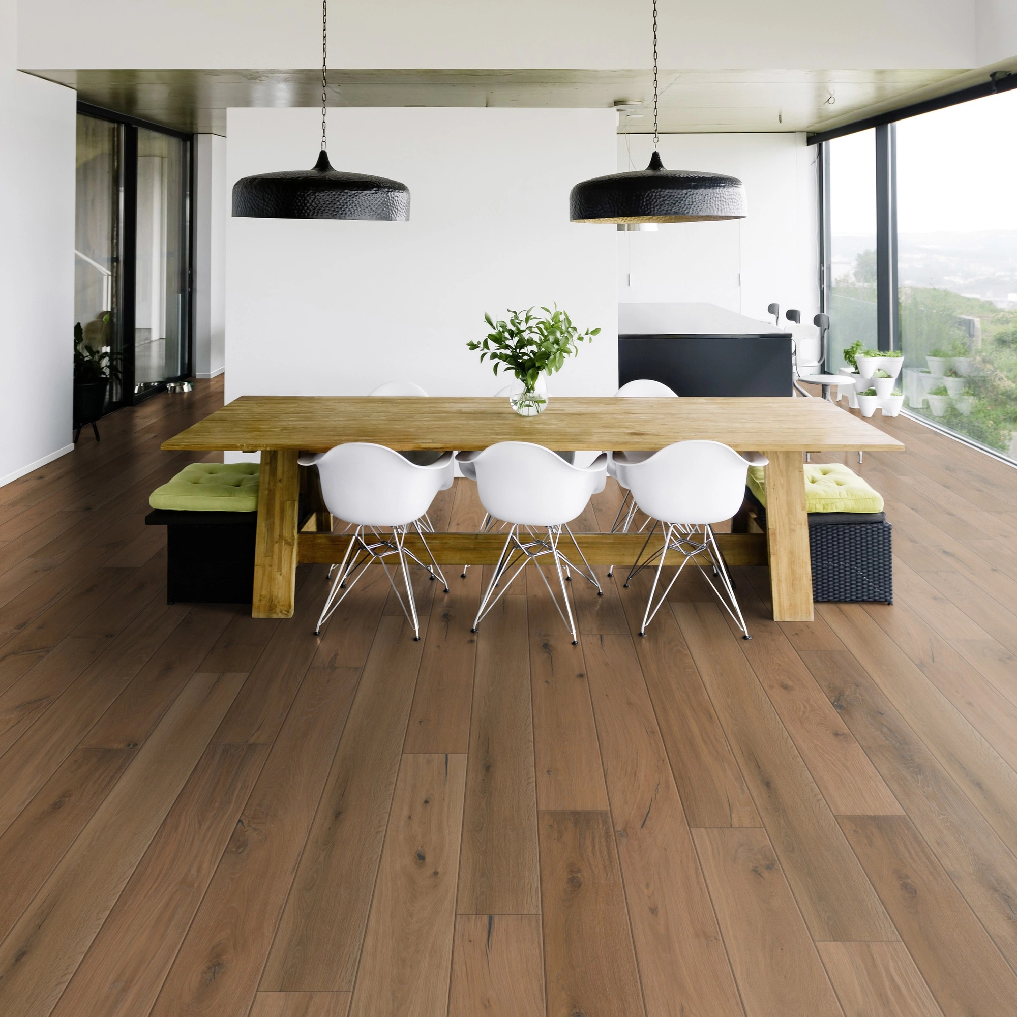 Milieubild Modernes Esszimmer mit Blick in die Natur - Bennett & Jones Parkett Britain's Finest Oak No.10 Armstrong Milieubild Modernes Esszimmer mit Blick in die Natur - Bennett & Jones 1148011909