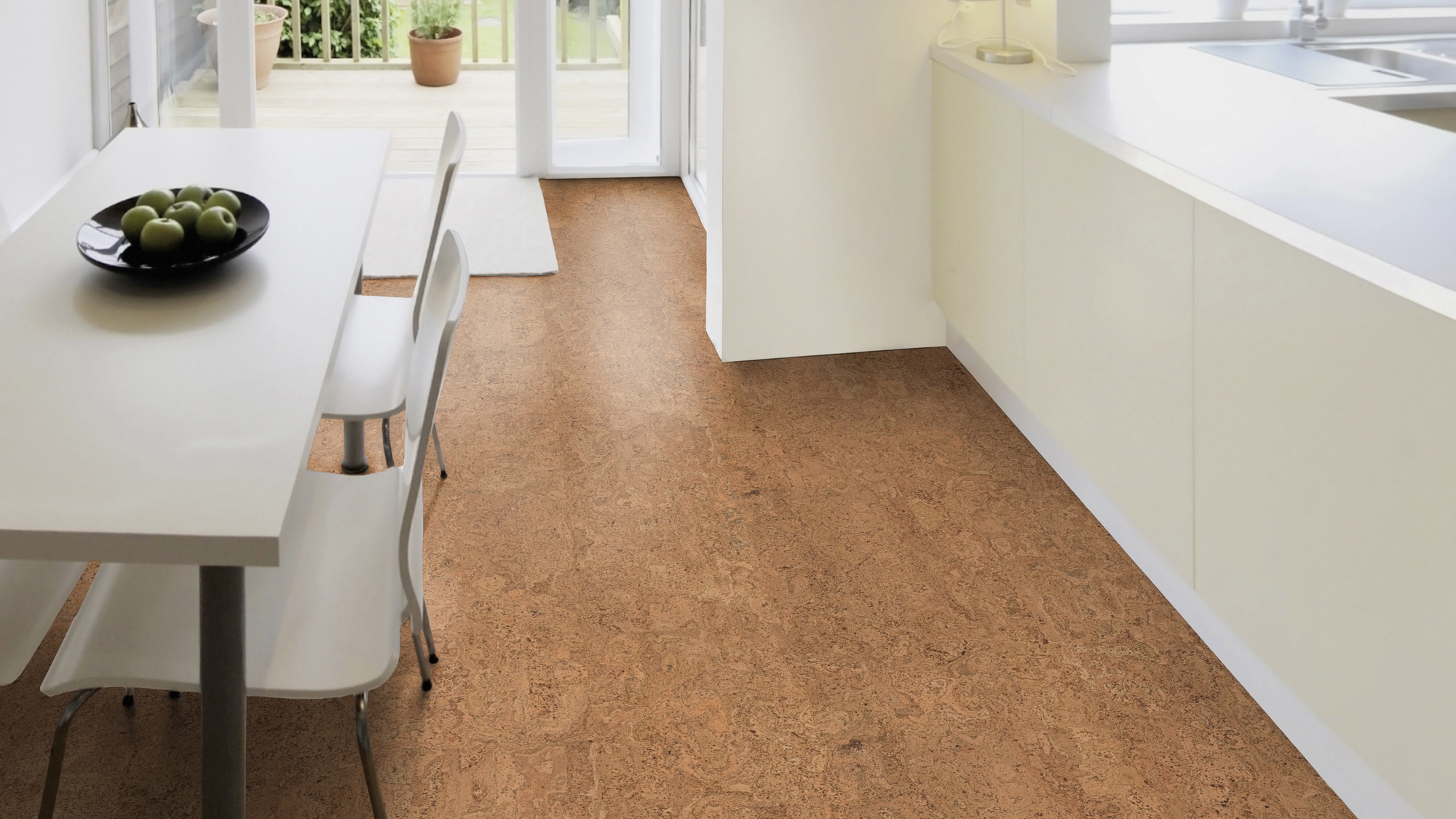 Milieubild Esszimmer mit Terrassentür - Wicanders Wise HDF Klick-Korkboden cork Essence Originals Symphony Milieubild Esszimmer mit Terrassentür - Wicanders Wise 80002241