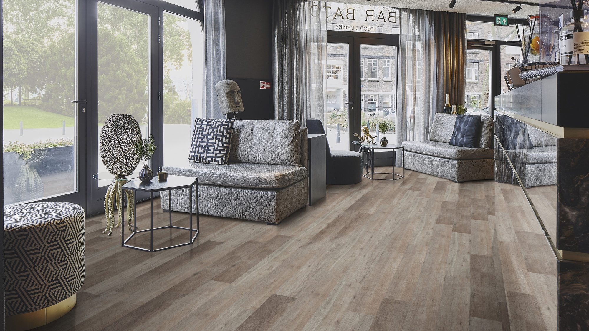 Milieubild Lounge in Hotelbar - Forbo Flooring 220168