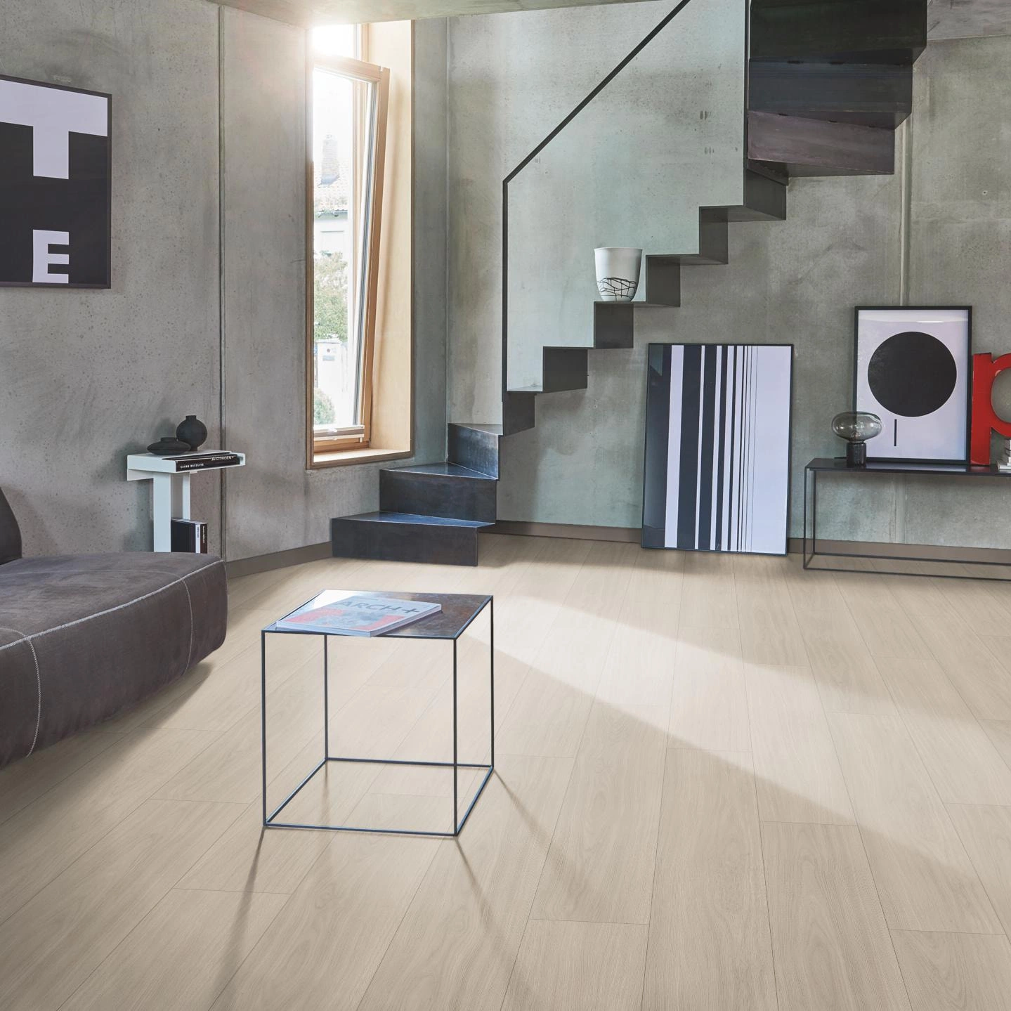 Milieubild Wohnzimmer im modernen Loft-Stil - Parador HDF Klick-Designboden Modular ONE Eiche Artemis pearl Milieubild Wohnzimmer im modernen Loft-Stil - Parador 1748718