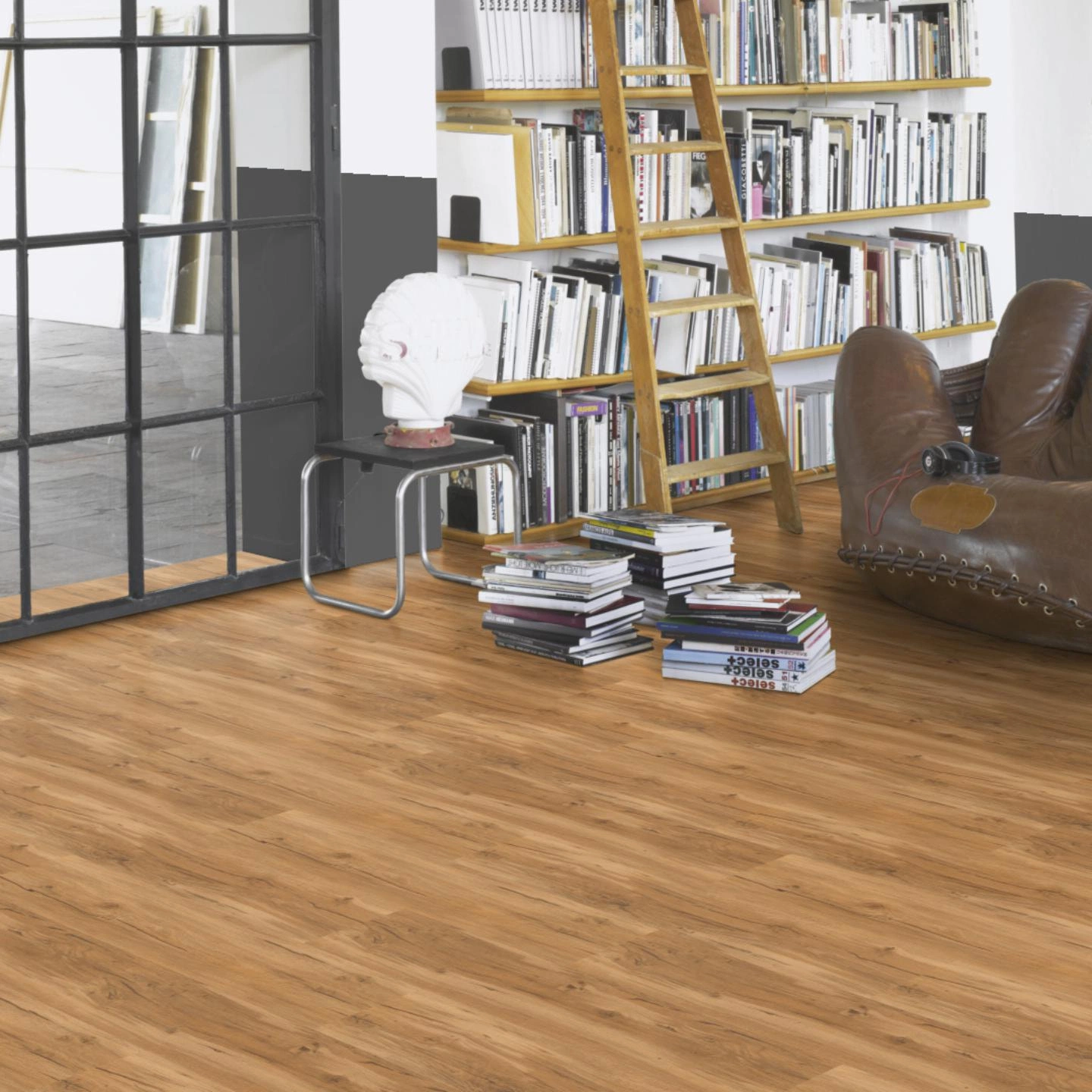 Milieubild Modernes Wohnzimmer mit Atelier - Parador Klebe-Vinyl Basic 2.0 Eiche Memory natur Milieubild Modernes Wohnzimmer mit Atelier - Parador 1730796