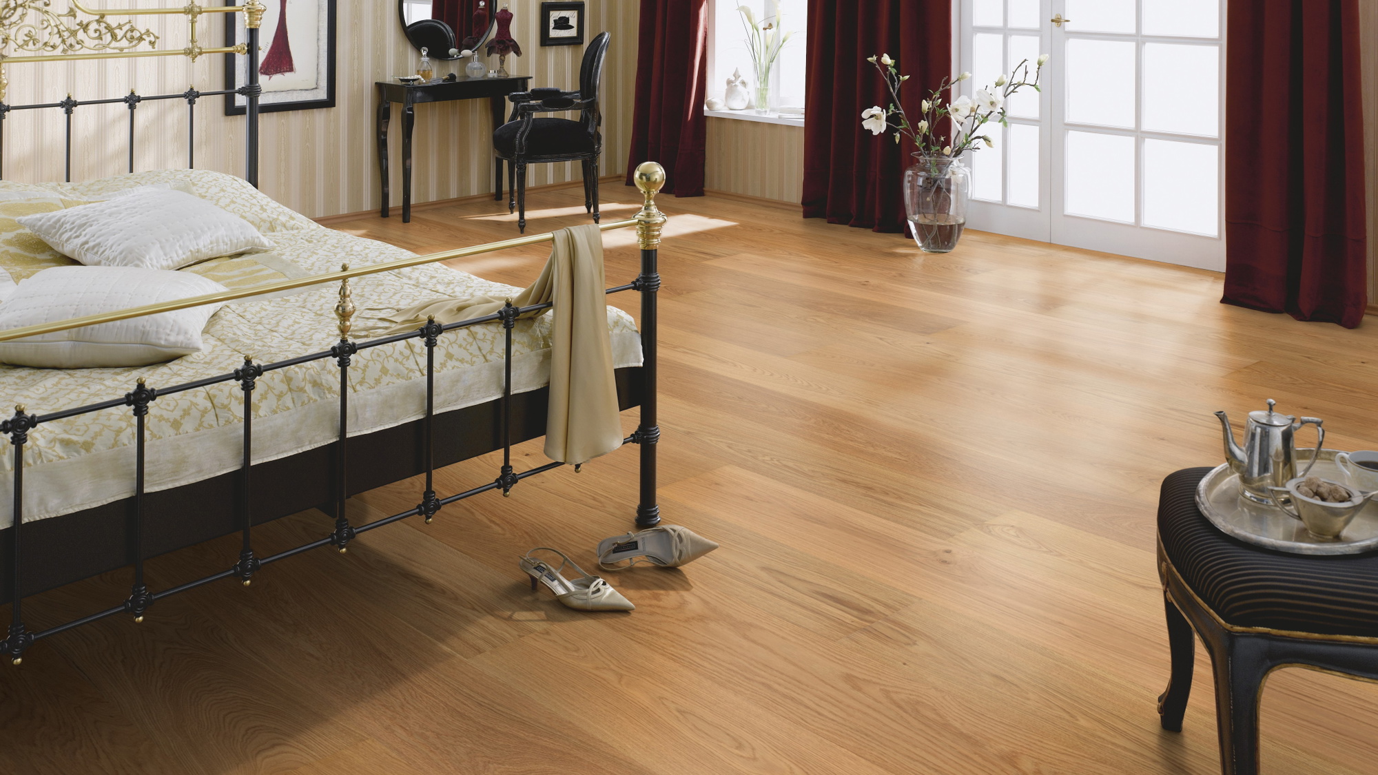 Milieubild Luxuriöses Schlafzimmer - Bennett & Jones Parkett Grand Houses Oak No.14 Windsor Milieubild Luxuriöses Schlafzimmer - Bennett & Jones 1148012291