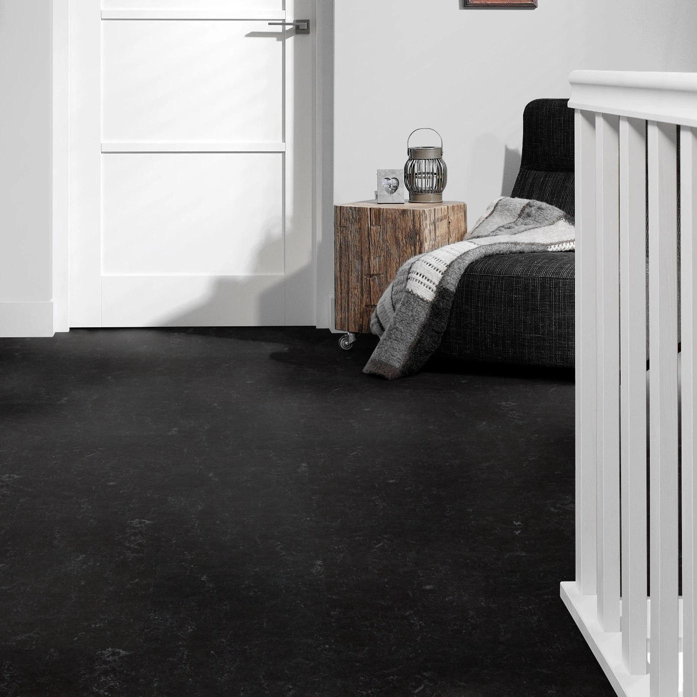 Milieubild Flur mit Treppenlauf - Forbo Flooring Marmoleum Click Raven Milieubild Flur mit Treppenlauf - Forbo Flooring 176493