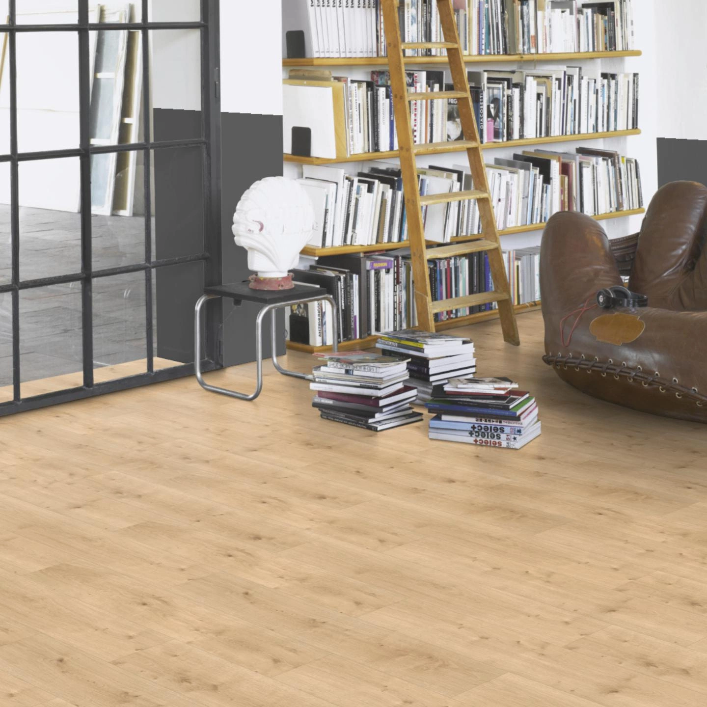 Milieubild Modernes Wohnzimmer mit Atelier - Parador HDF Klick-Designboden Modular ONE Eiche Pure hell Milieubild Modernes Wohnzimmer mit Atelier - Parador 1730767