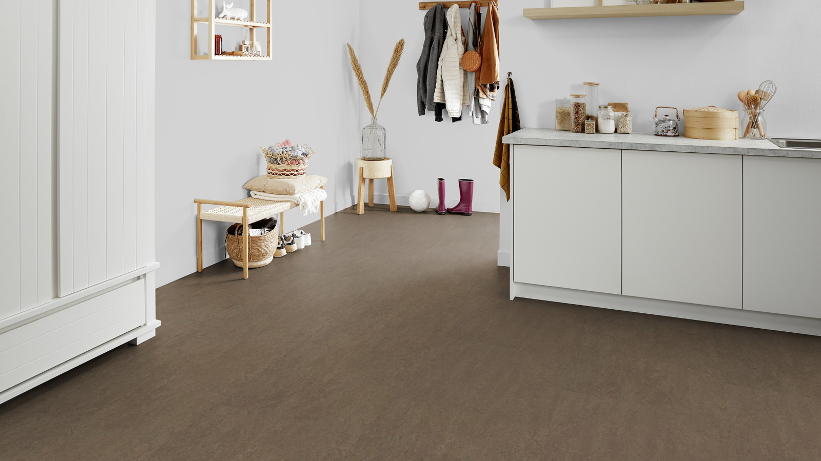 Milieubild Kompakte Küchenzeile im offenen Wohnbereich - Forbo Flooring 255285